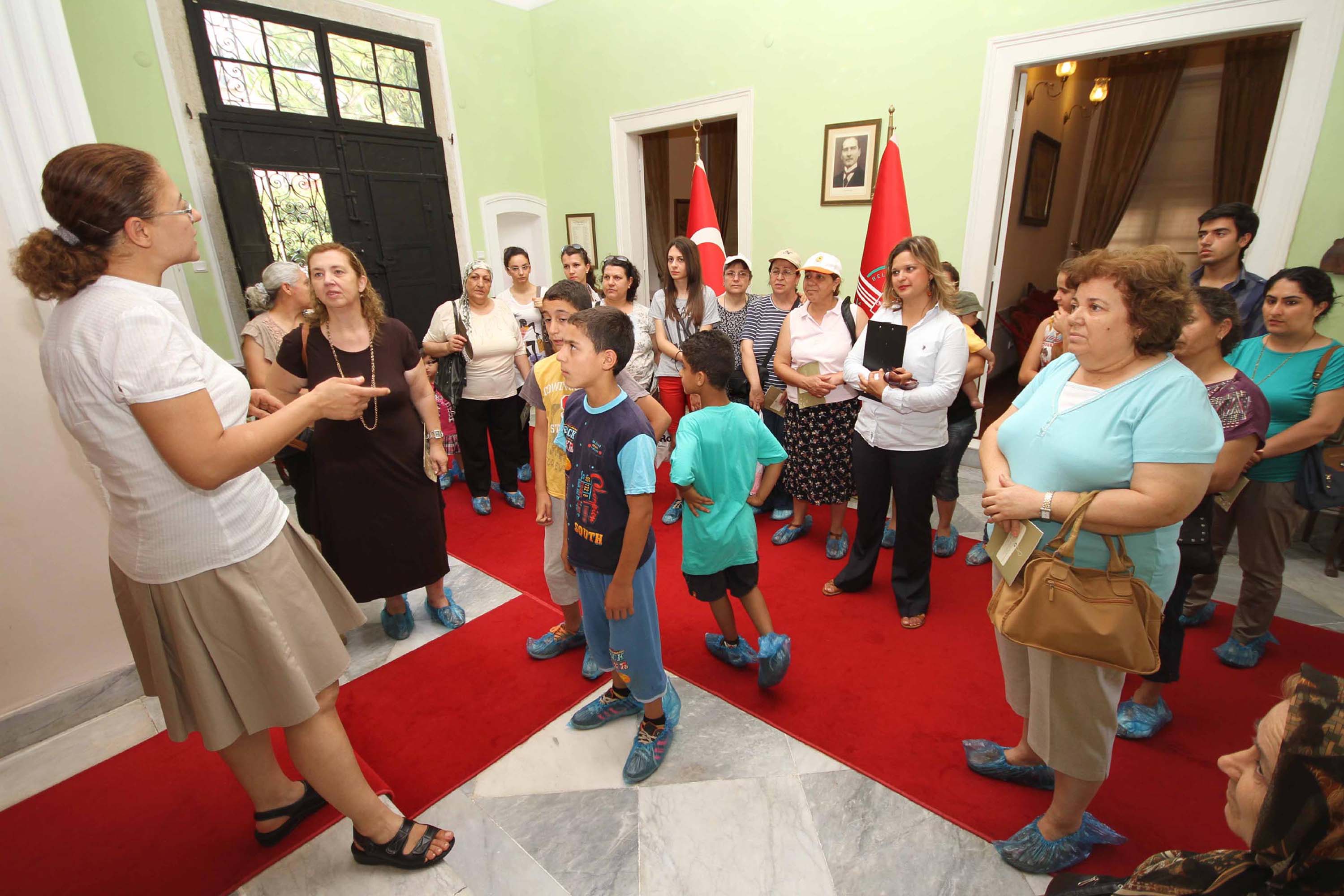 Latife Hanım Köşkü'nün bakımsızlığı tepkilere neden oldu