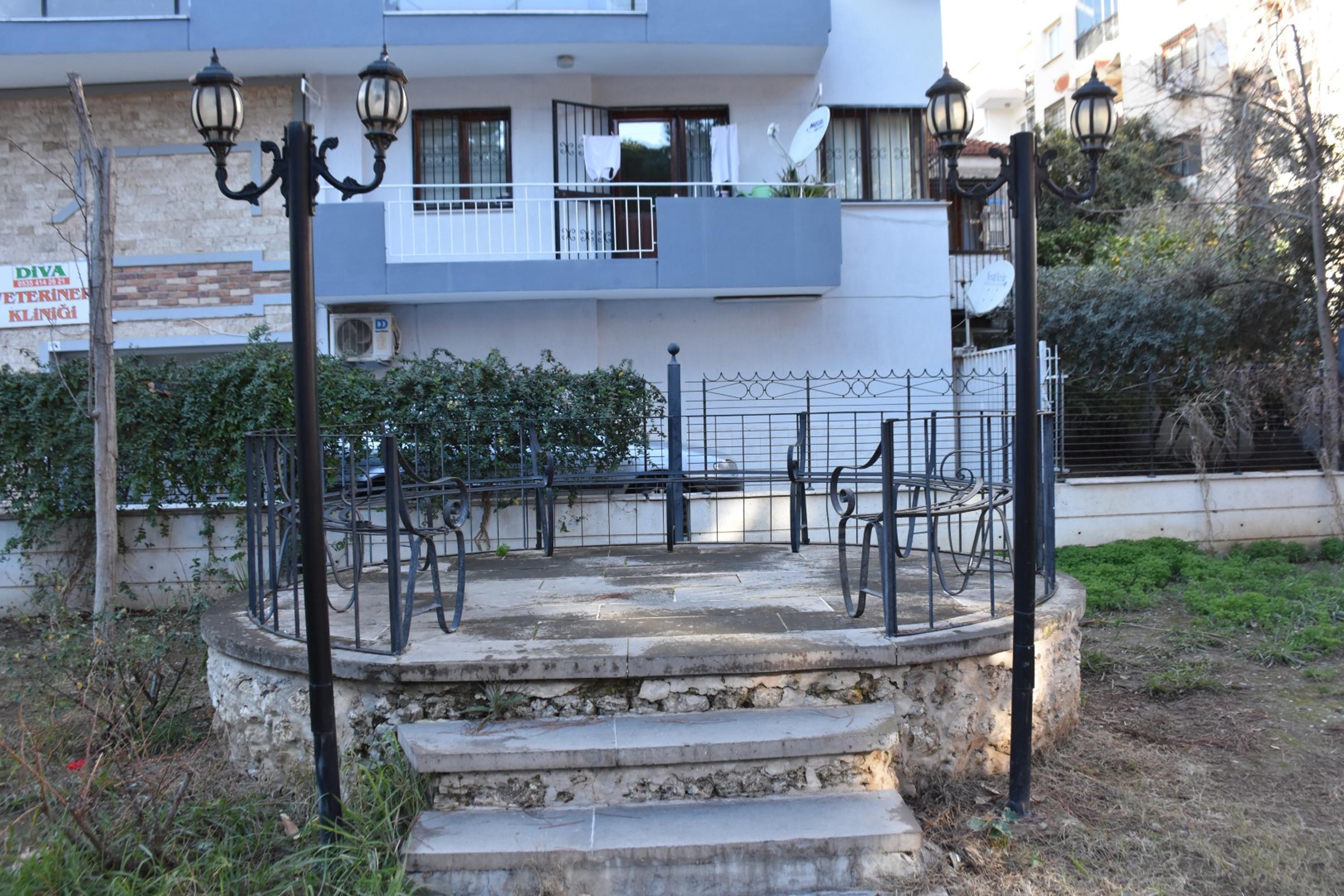 Latife Hanım Köşkü'nün bakımsızlığı tepkilere neden oldu