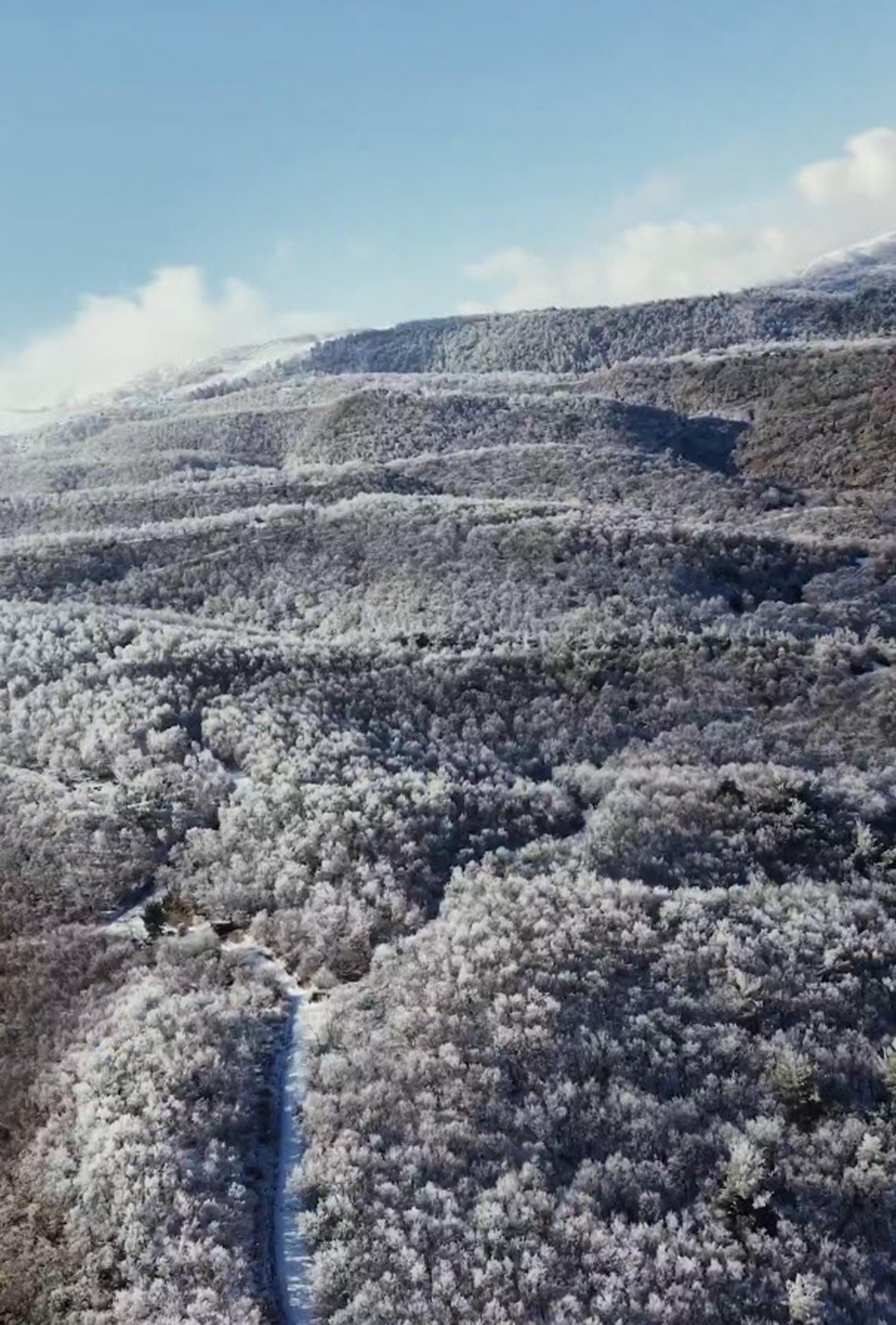 İzmir'in dağları masal diyarına döndü!