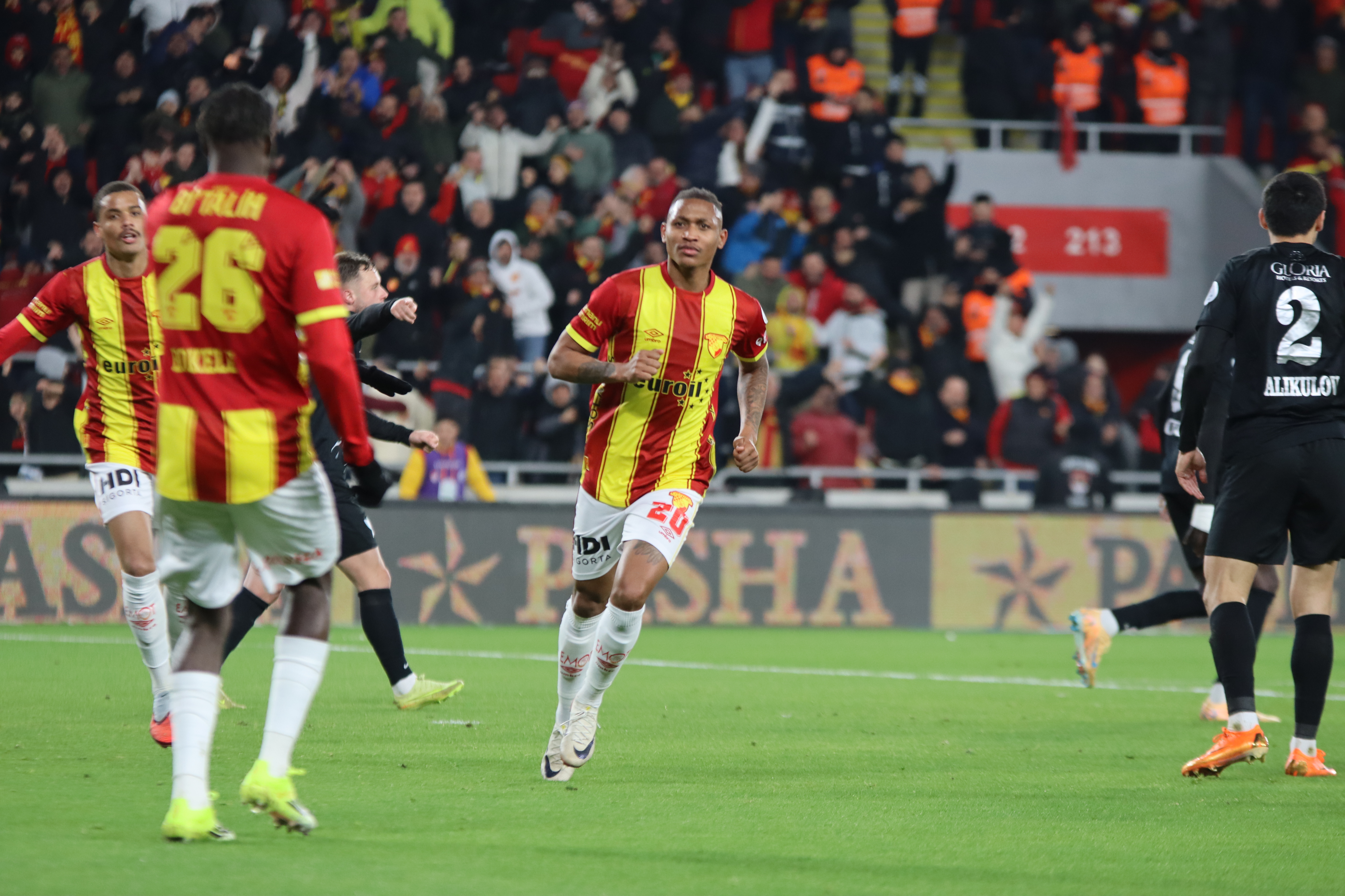 Göztepe-Çaykur Rizespor maçından kareler
