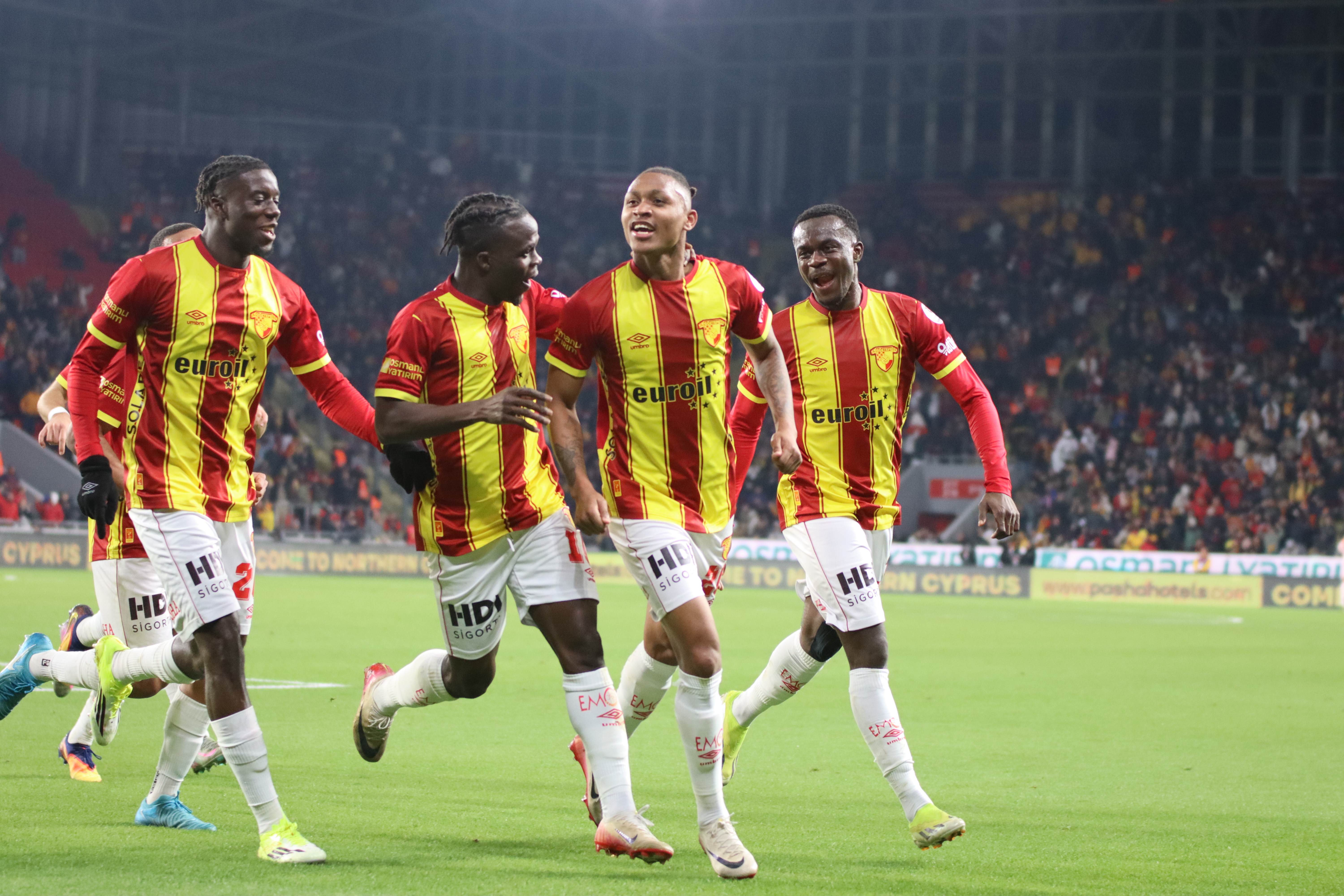 Göztepe-Çaykur Rizespor maçından kareler