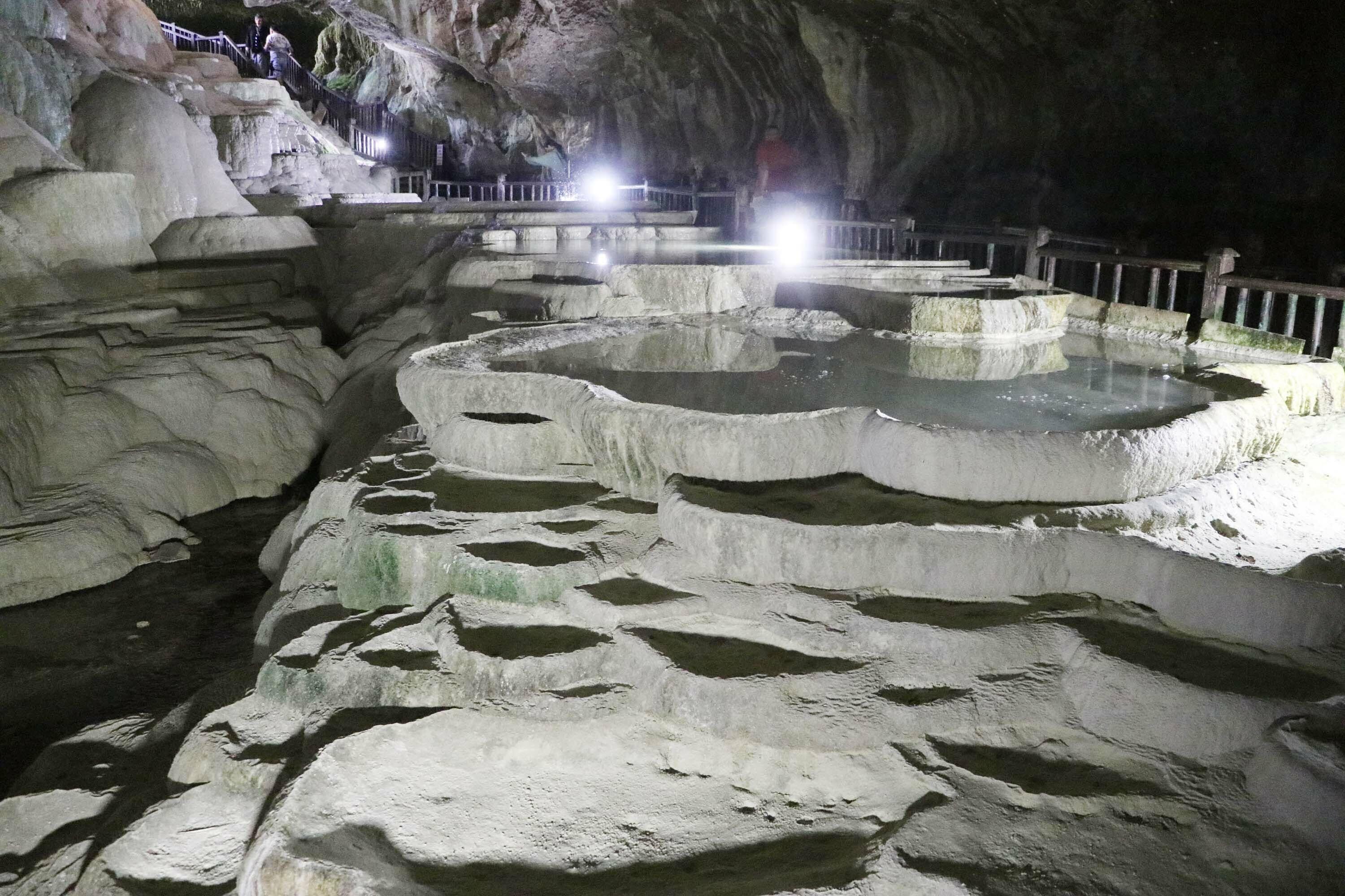 Yeraltındaki Pamukkale'ye ilgi giderek artıyor