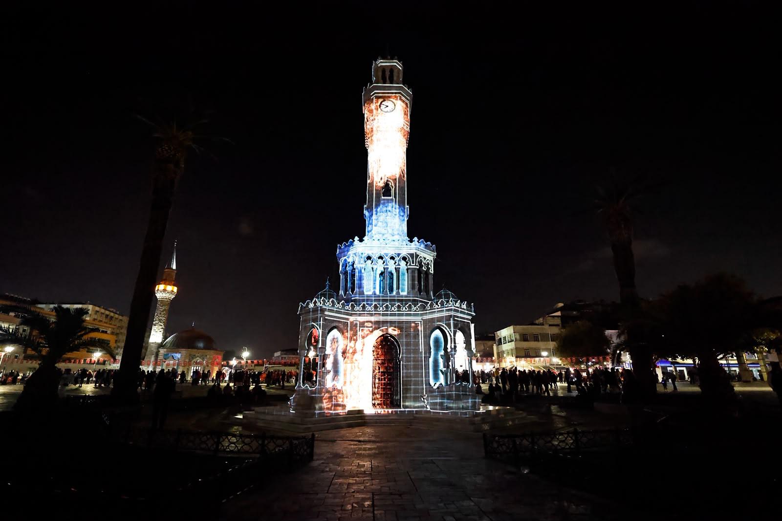 İzmir’de Cumhuriyet coşkusu