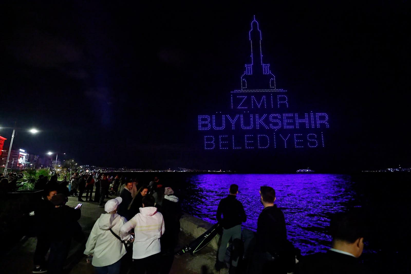 İzmir’de Cumhuriyet coşkusu