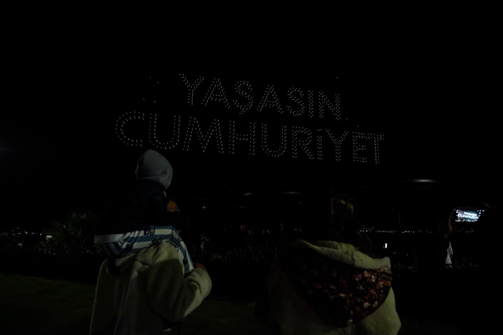 İzmir’de Cumhuriyet coşkusu