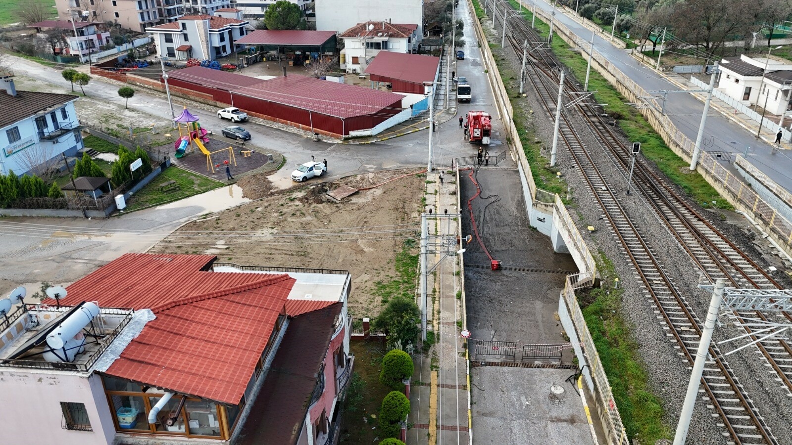 Kamyonet sürücüsünün öldüğü alt geçit