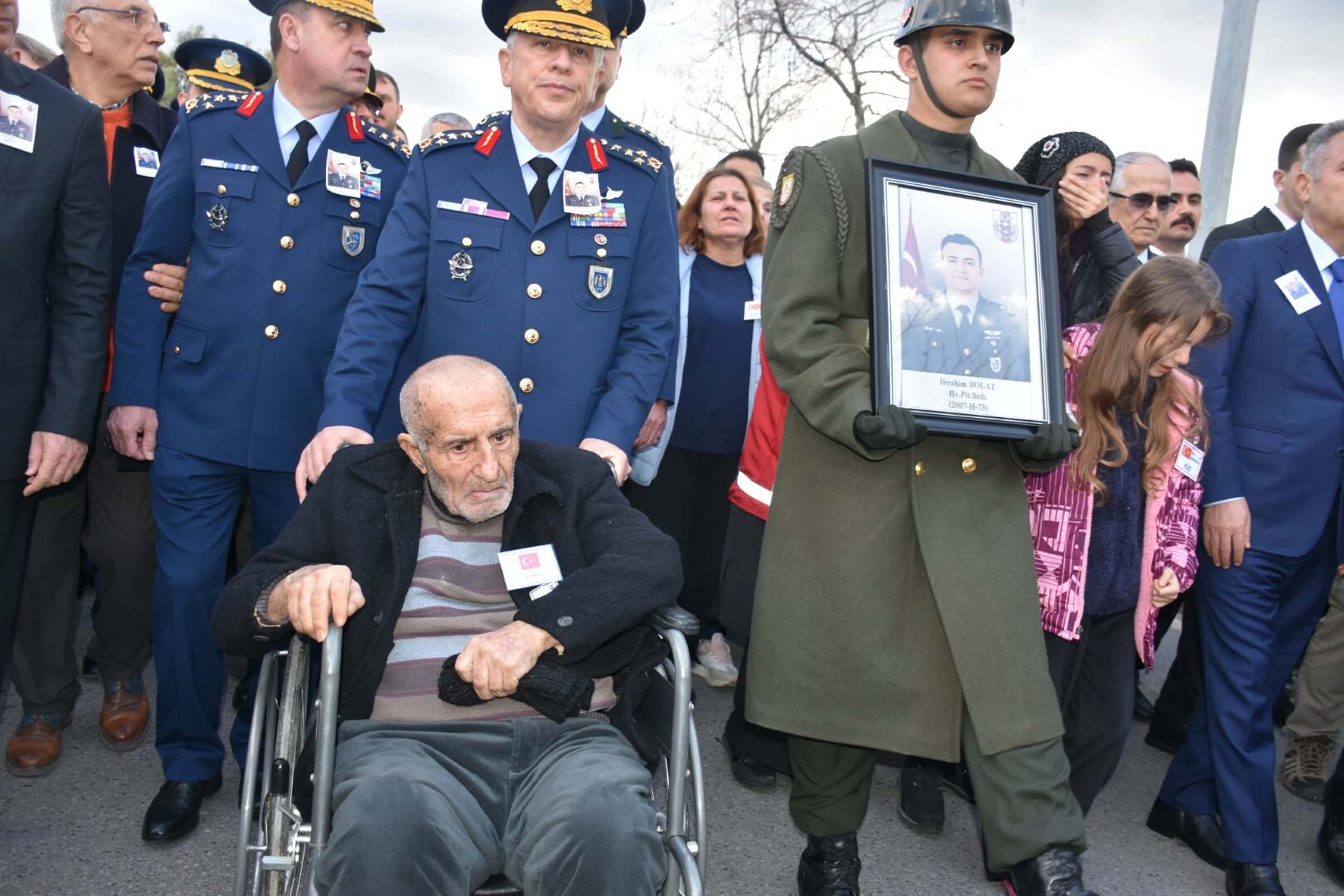 Şehit Hava Pilot Binbaşı İbrahim Bolat son yolculuğuna uğurlandı