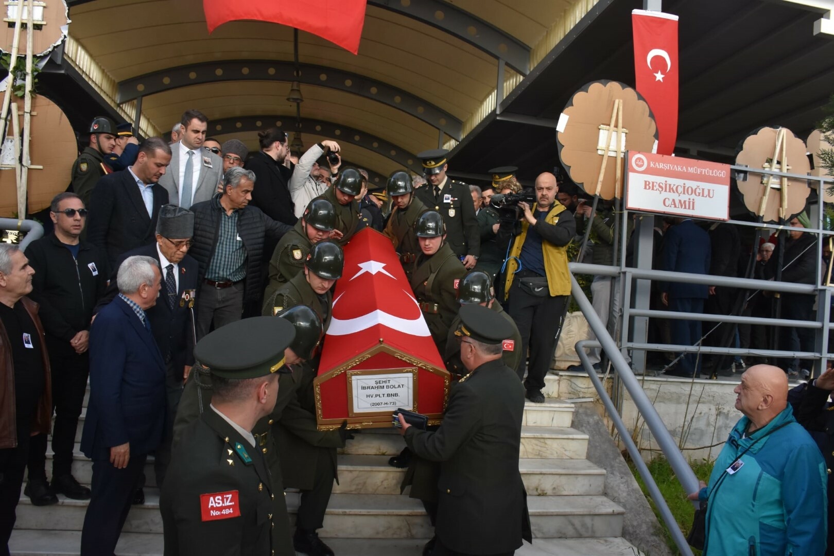 Şehit Hava Pilot Binbaşı İbrahim Bolat son yolculuğuna uğurlandı