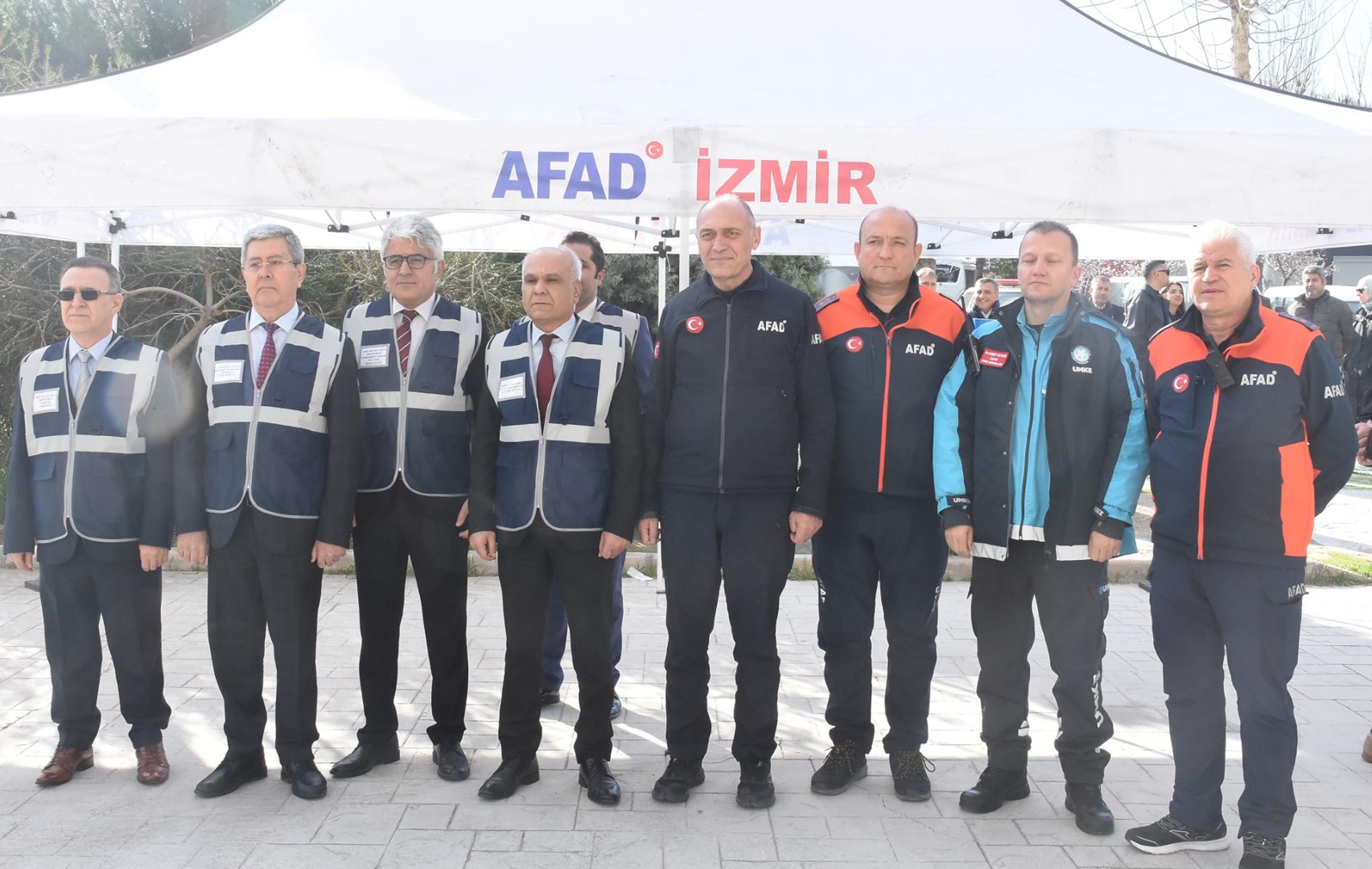 İzmir Bölge Adliye Mahkemesi'nde bomba tatbikatı