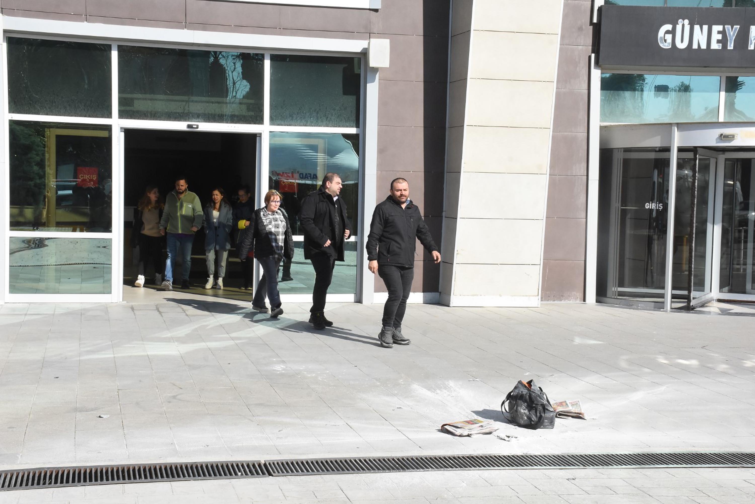 İzmir Bölge Adliye Mahkemesi'nde bomba tatbikatı