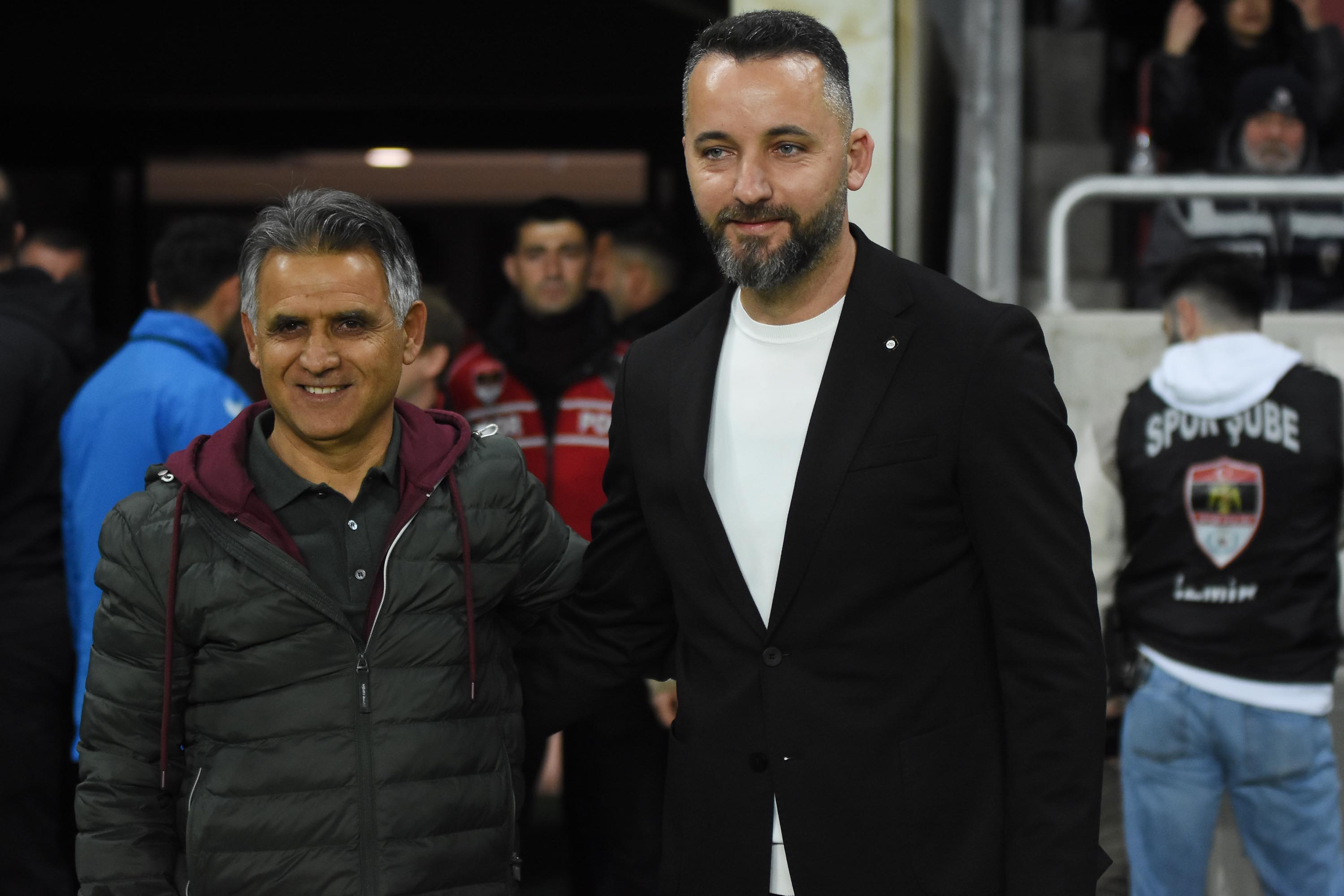 Karşıyaka - Altay derbisinden kareler!