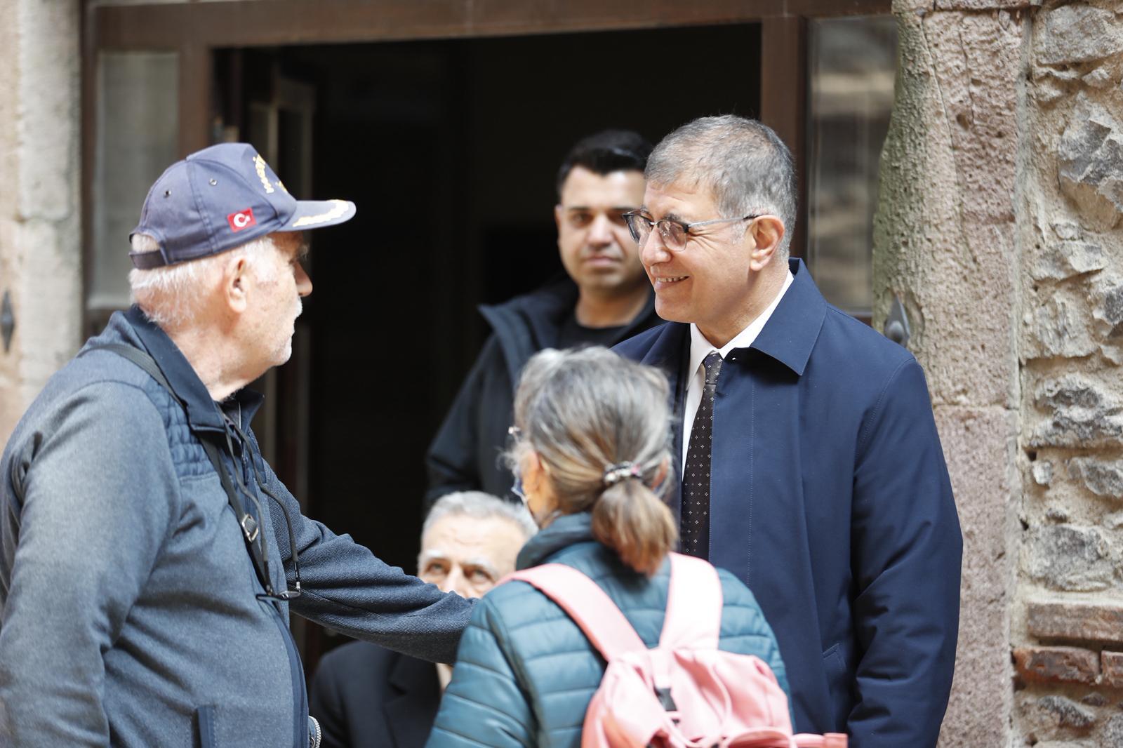 Vakıflar’ın tahliye talebine karşı Meslek Fabrikası önünde nöbet 