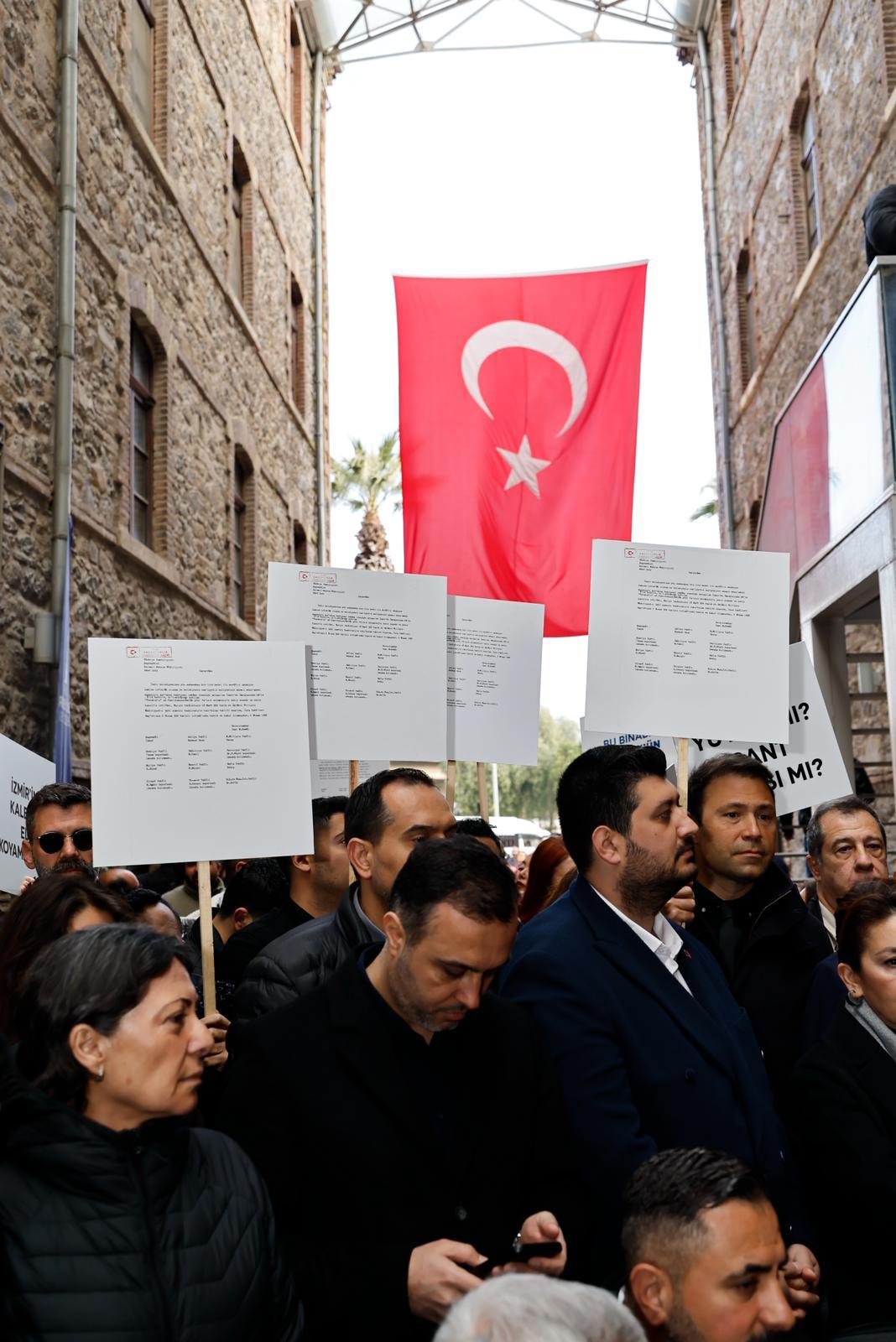 Vakıflar’ın tahliye talebine karşı Meslek Fabrikası önünde nöbet 