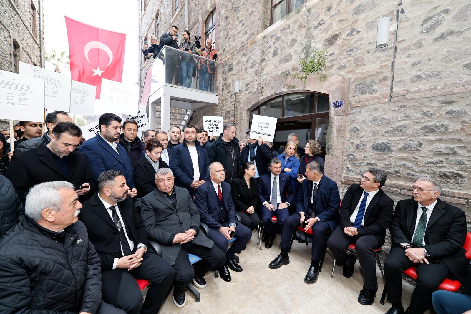 Vakıflar’ın tahliye talebine karşı Meslek Fabrikası önünde nöbet 