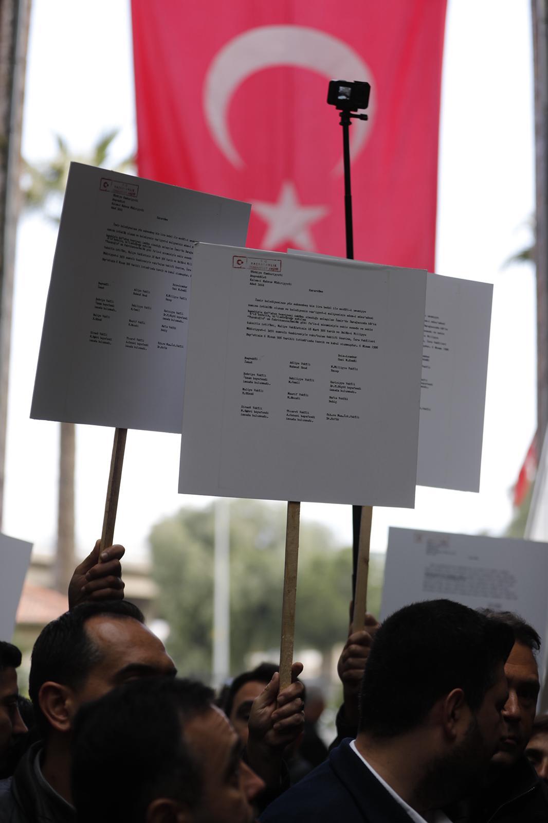 Vakıflar’ın tahliye talebine karşı Meslek Fabrikası önünde nöbet 
