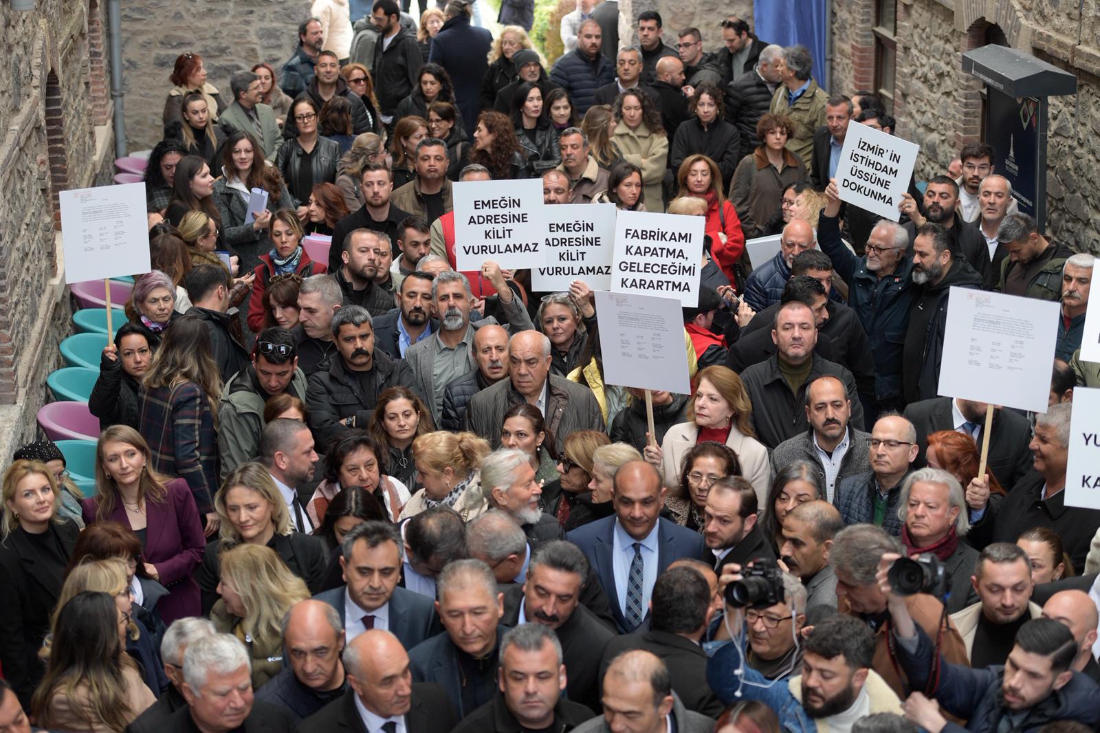 Vakıflar’ın tahliye talebine karşı Meslek Fabrikası önünde nöbet 