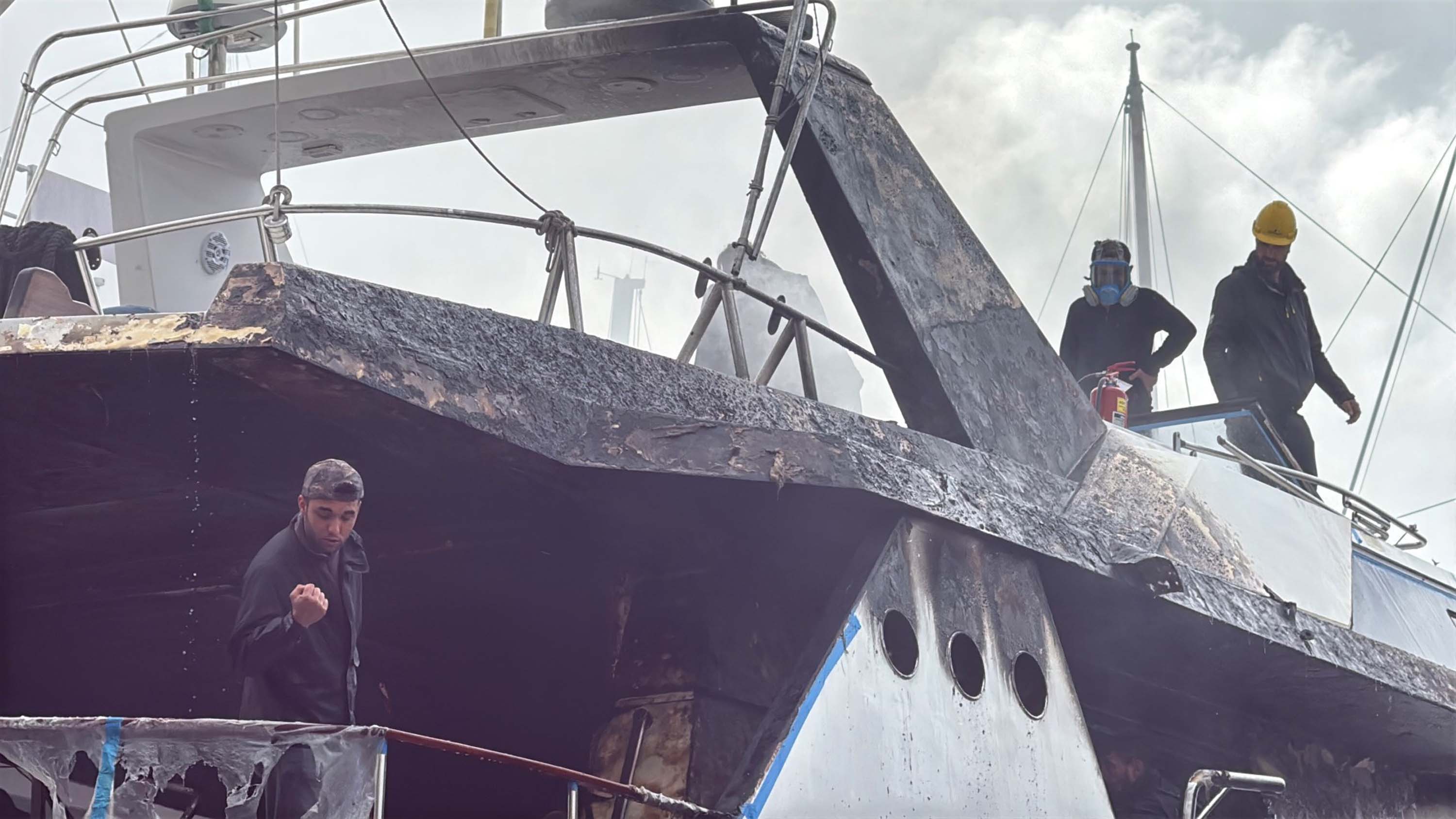 Trabzonspor'un eski başkanın yatı Bodrum'da yandı