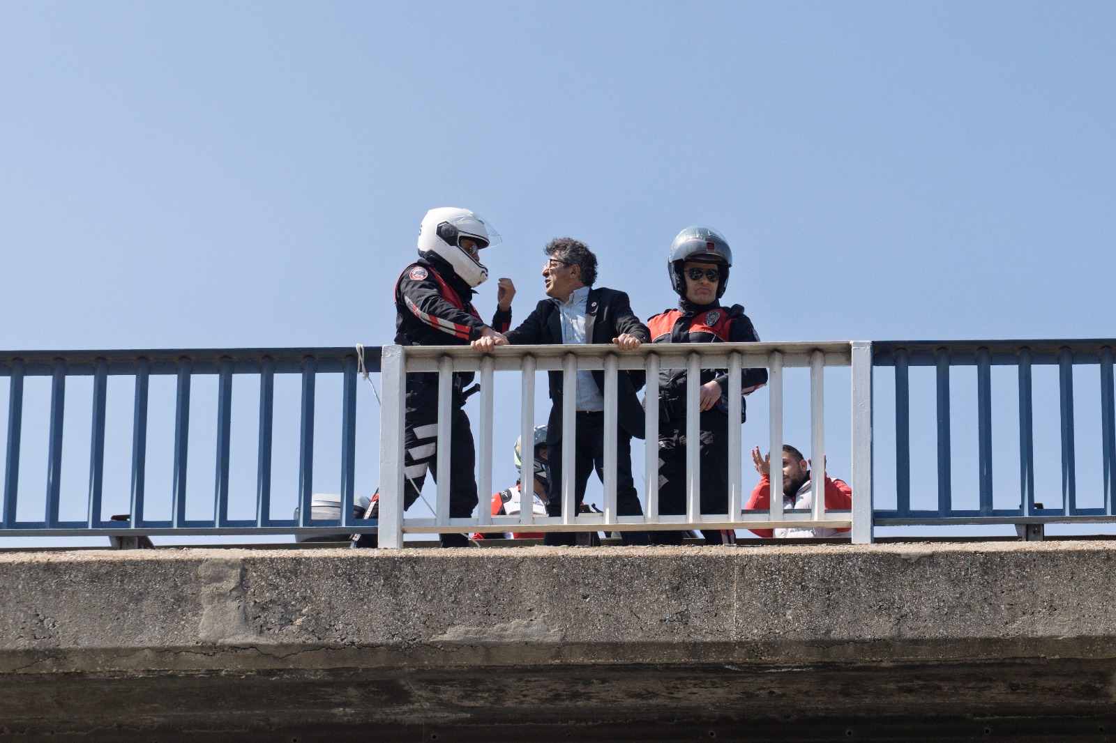 Meslek Fabrikası'nın Atatürk imzalı tapusu polis tarafından indirildi!