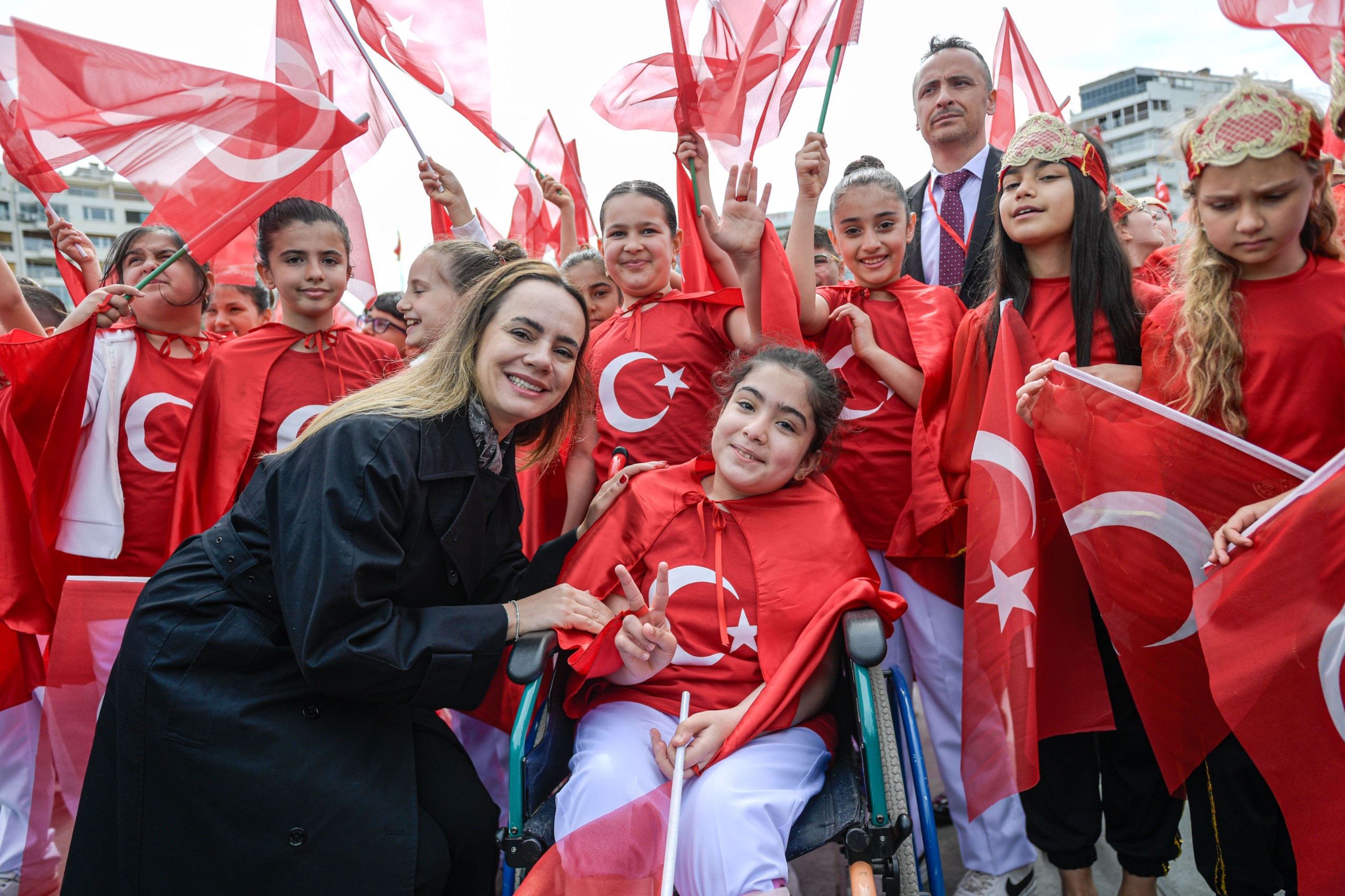 İzmir'de 23 Nisan coşkusu