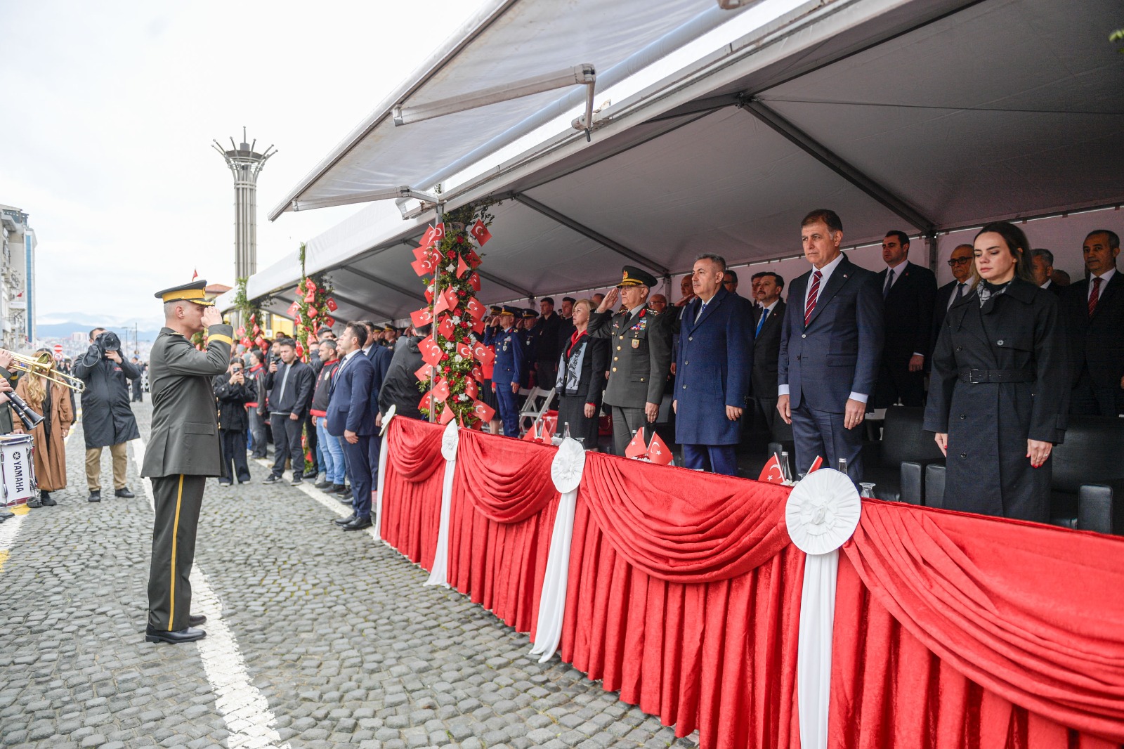 İzmir'de 23 Nisan coşkusu