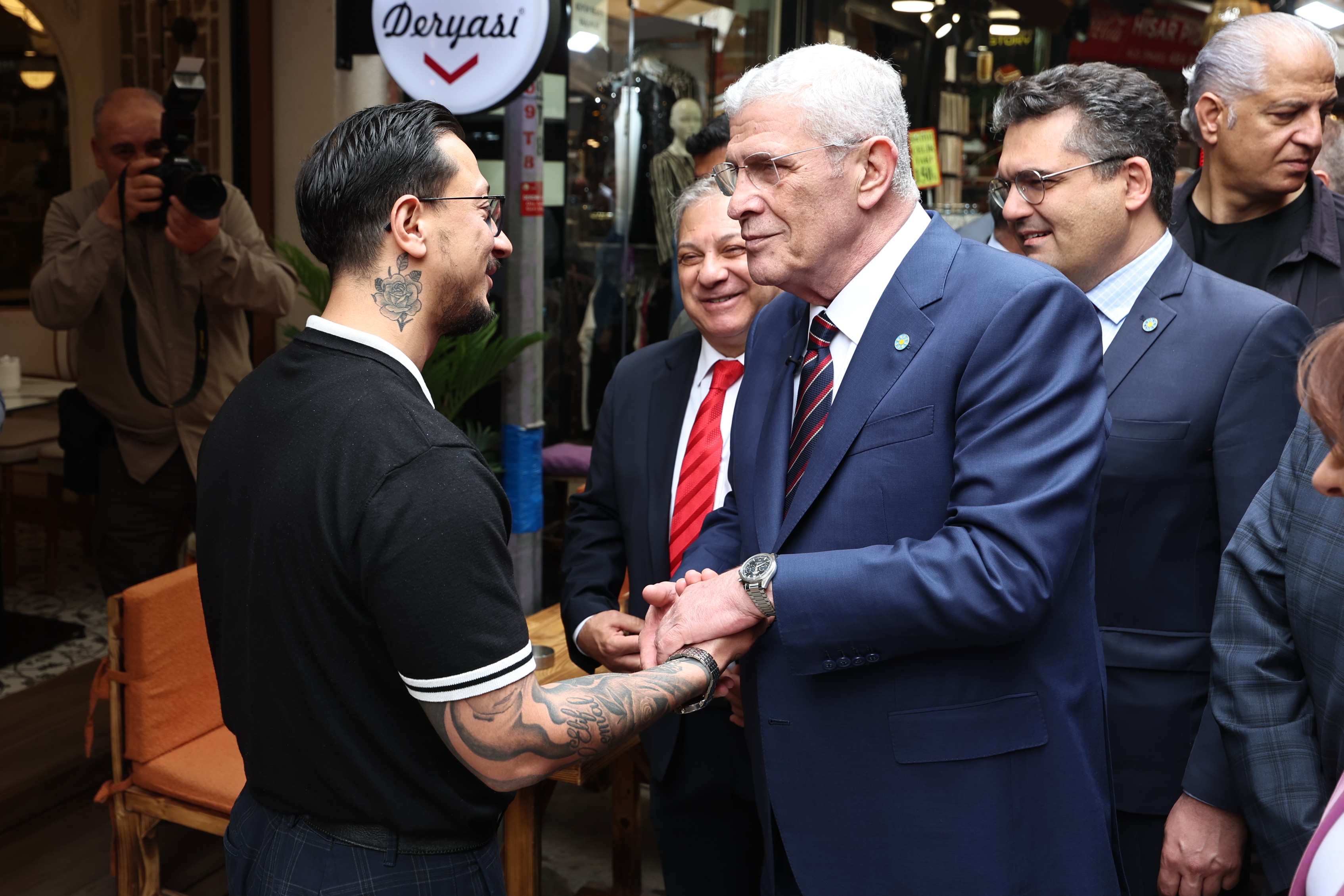 Dervişoğlu'ndan İzmir'de esnaf ziyareti 