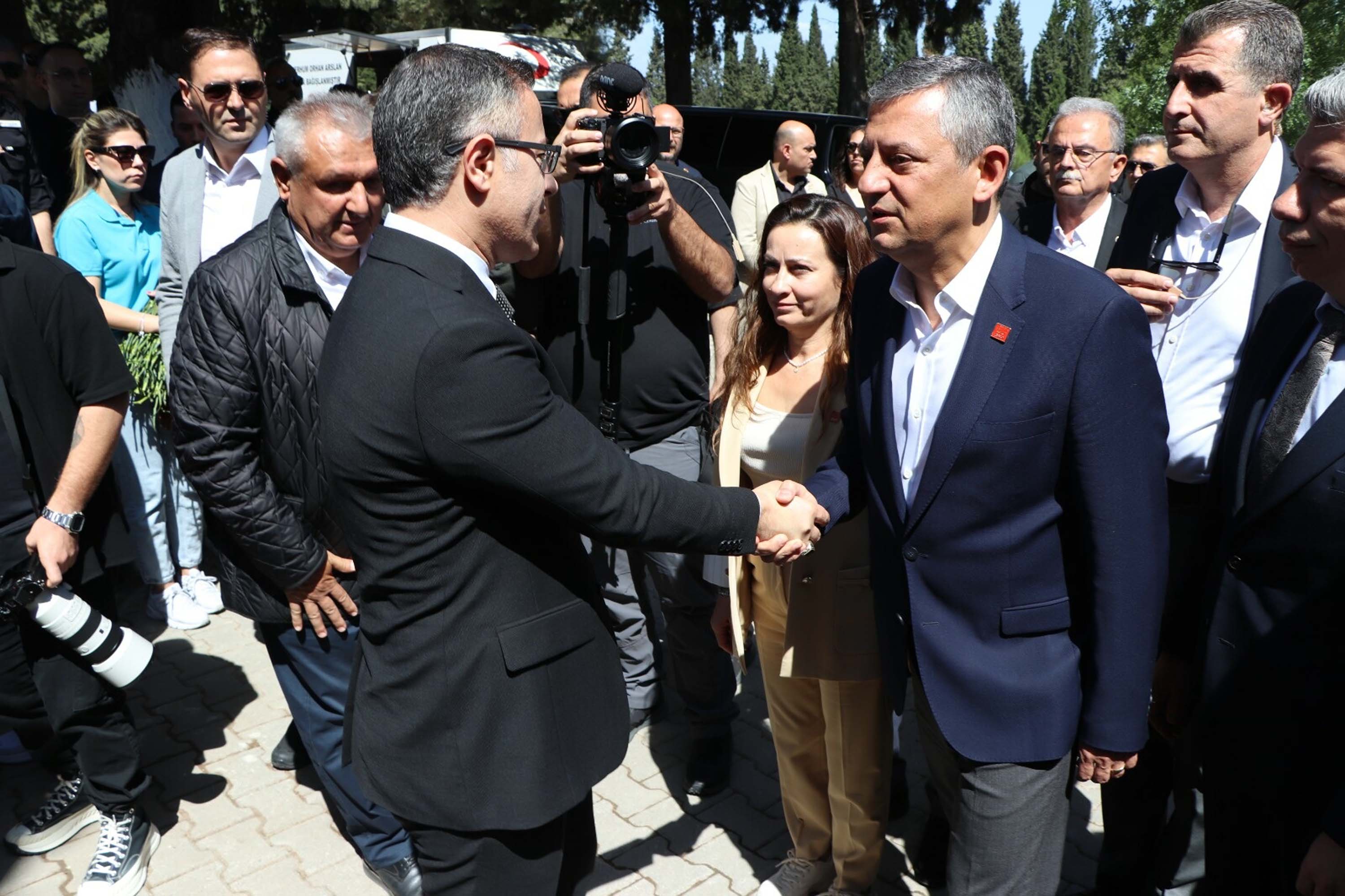 Soma'daki maden şehitleri dualarla anıldı