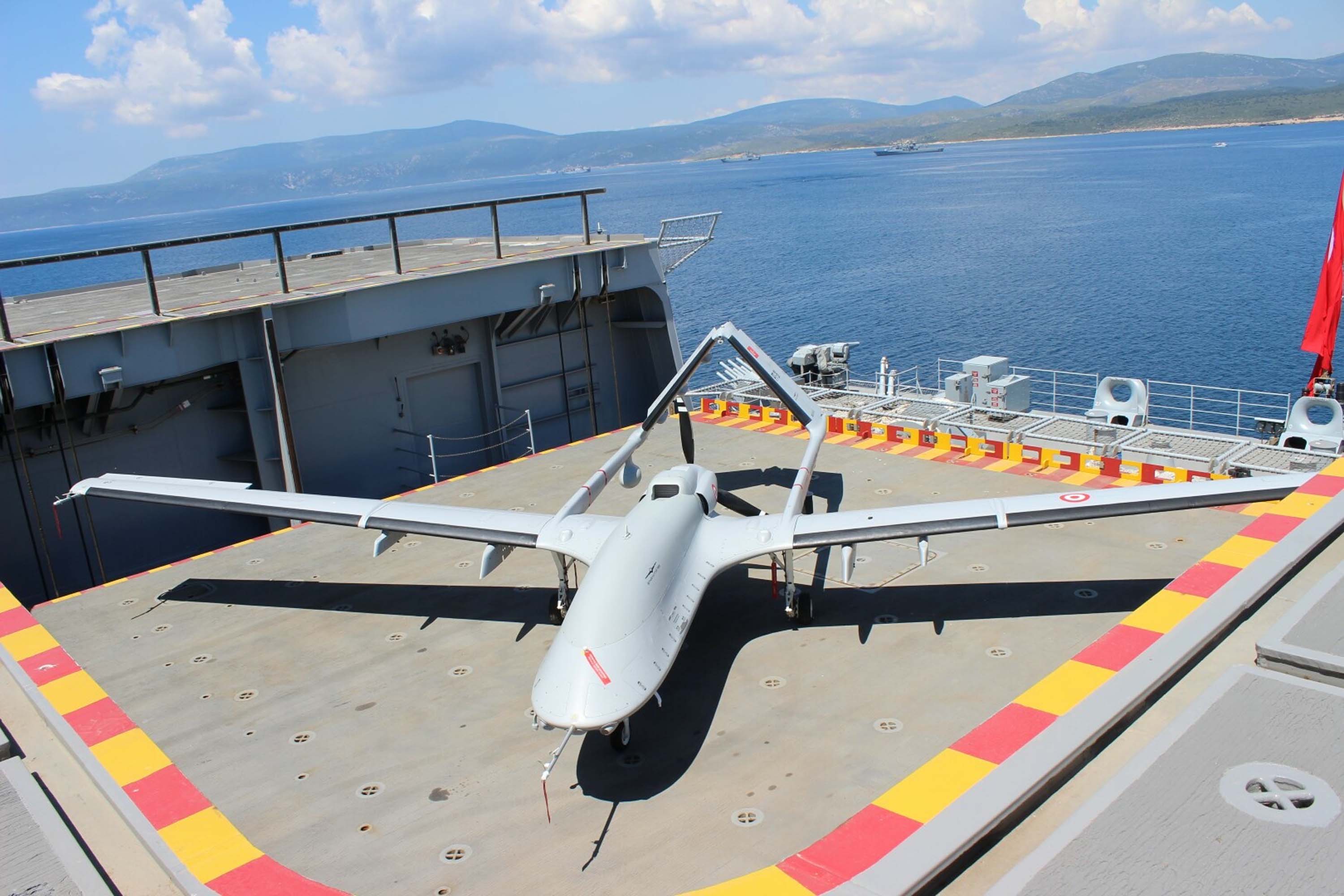 TCG Anadolu'nun imkan ve kabiliyetleri sergilendi