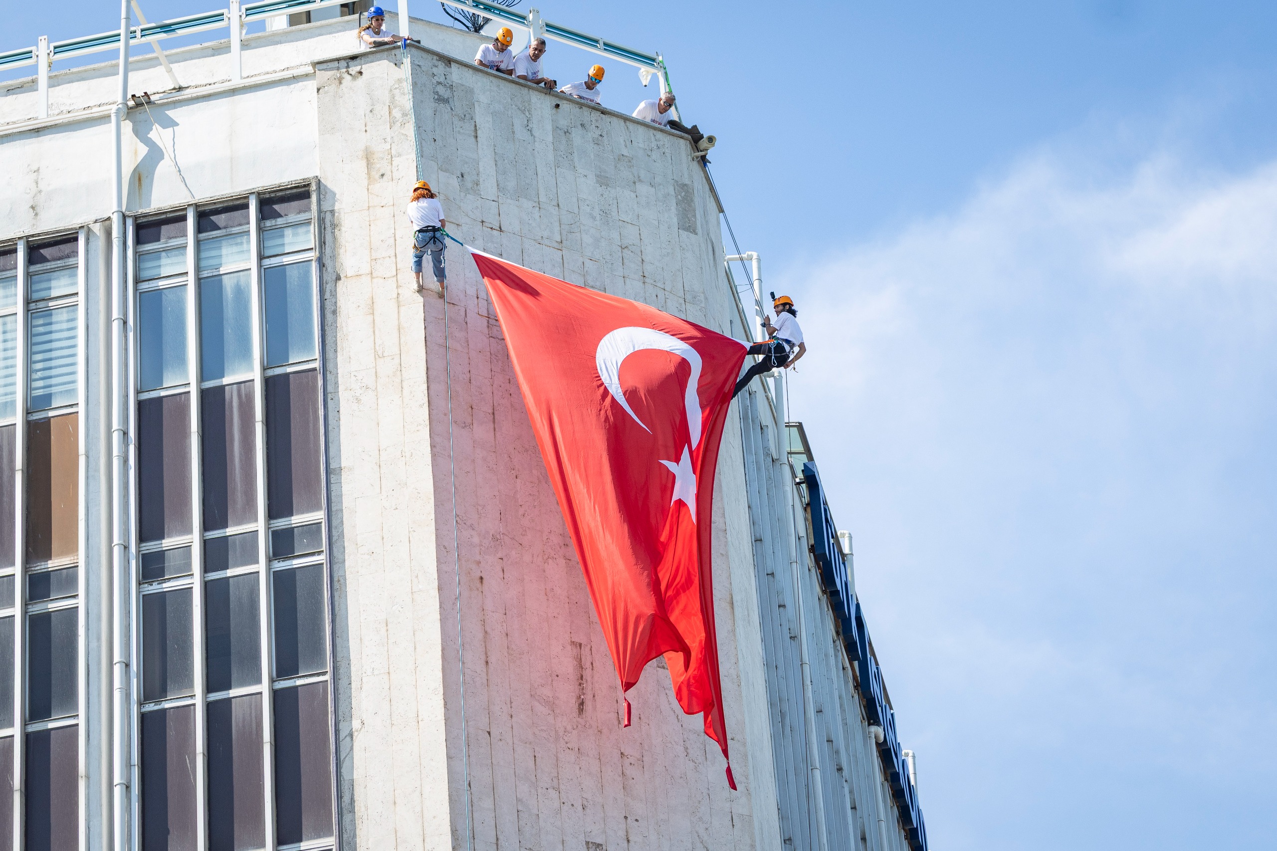 İzmir’de 19 Mayıs coşkusu