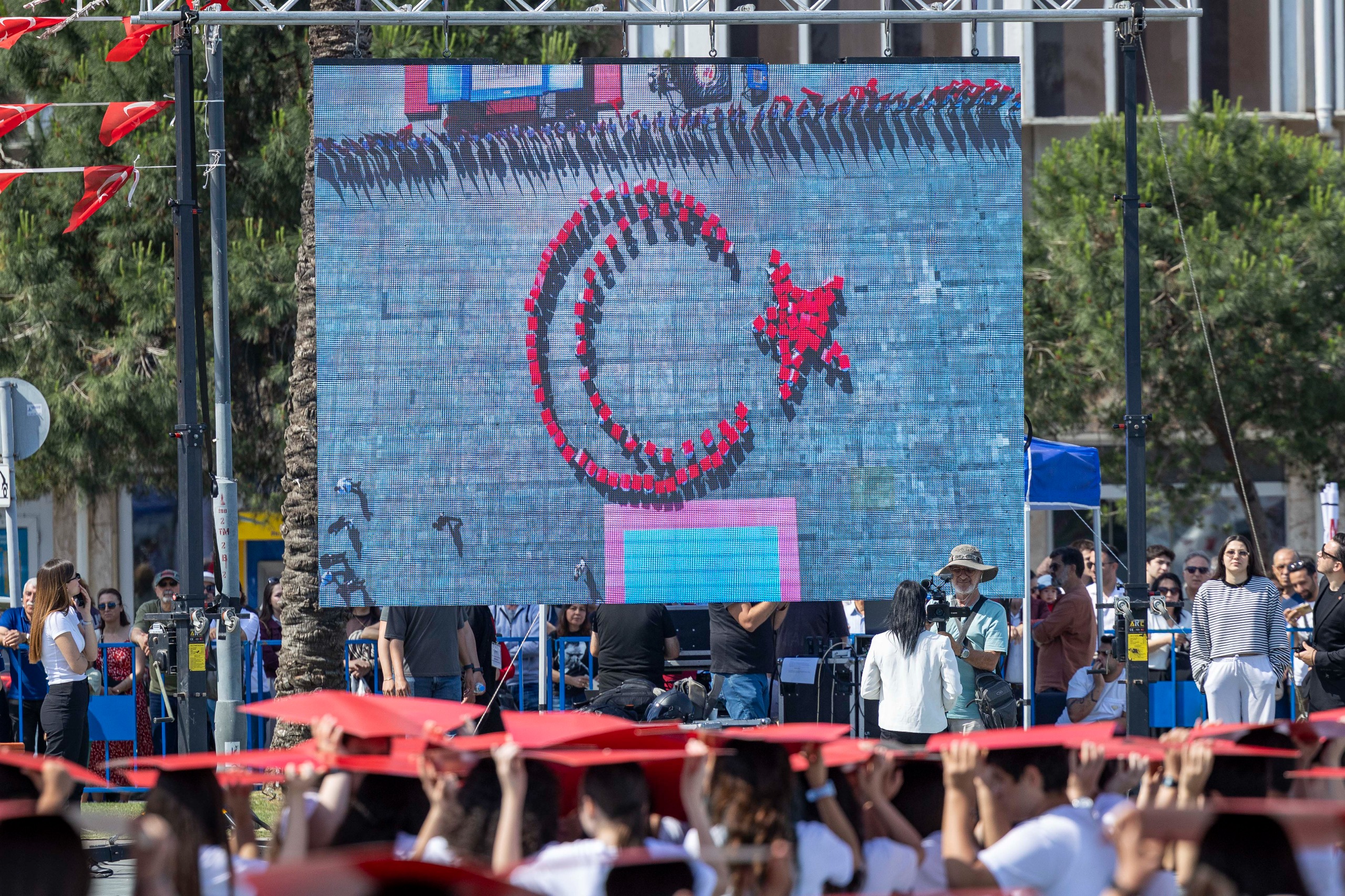 İzmir’de 19 Mayıs coşkusu