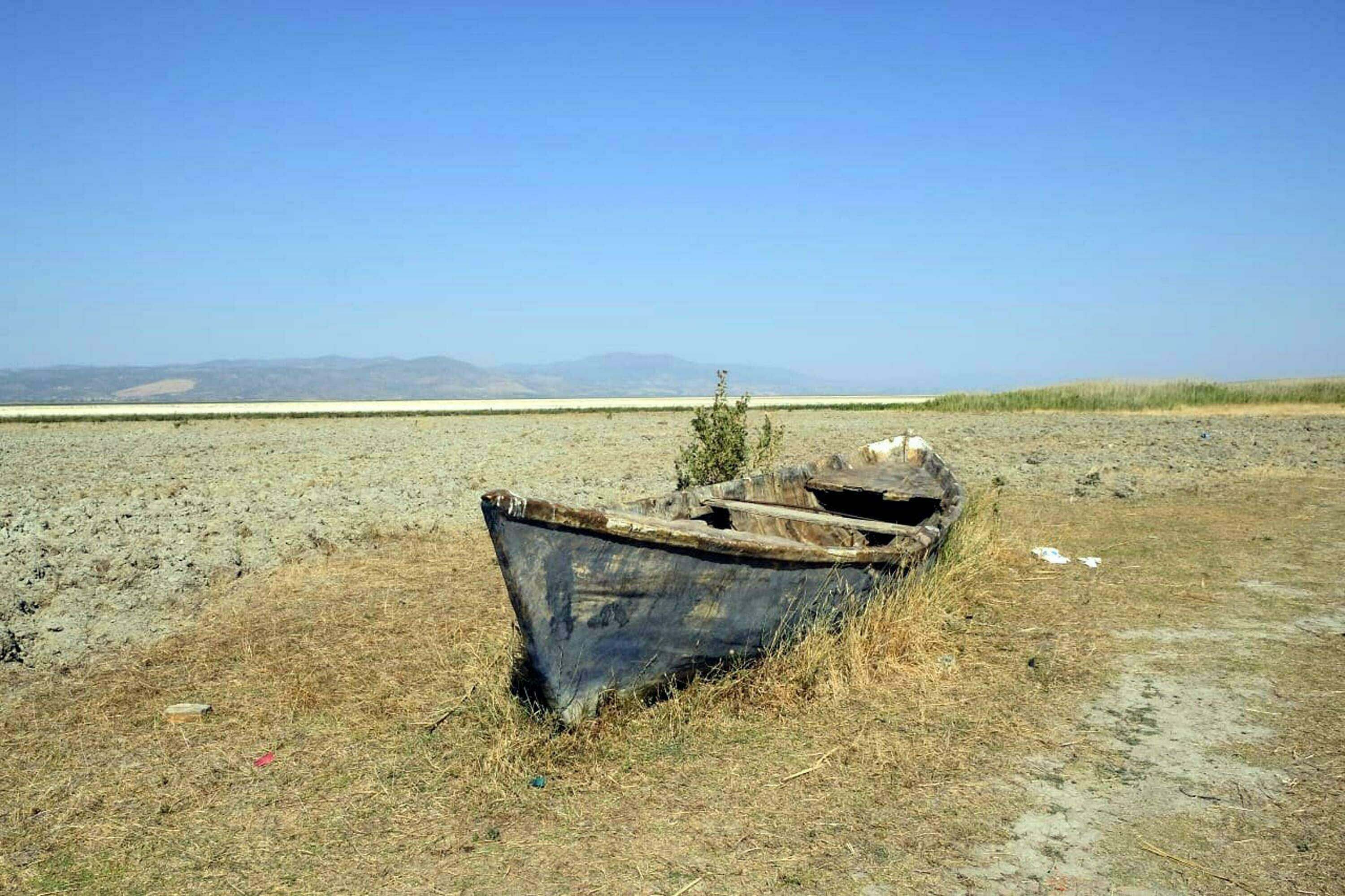 Marmara Gölü yeniden canlandı