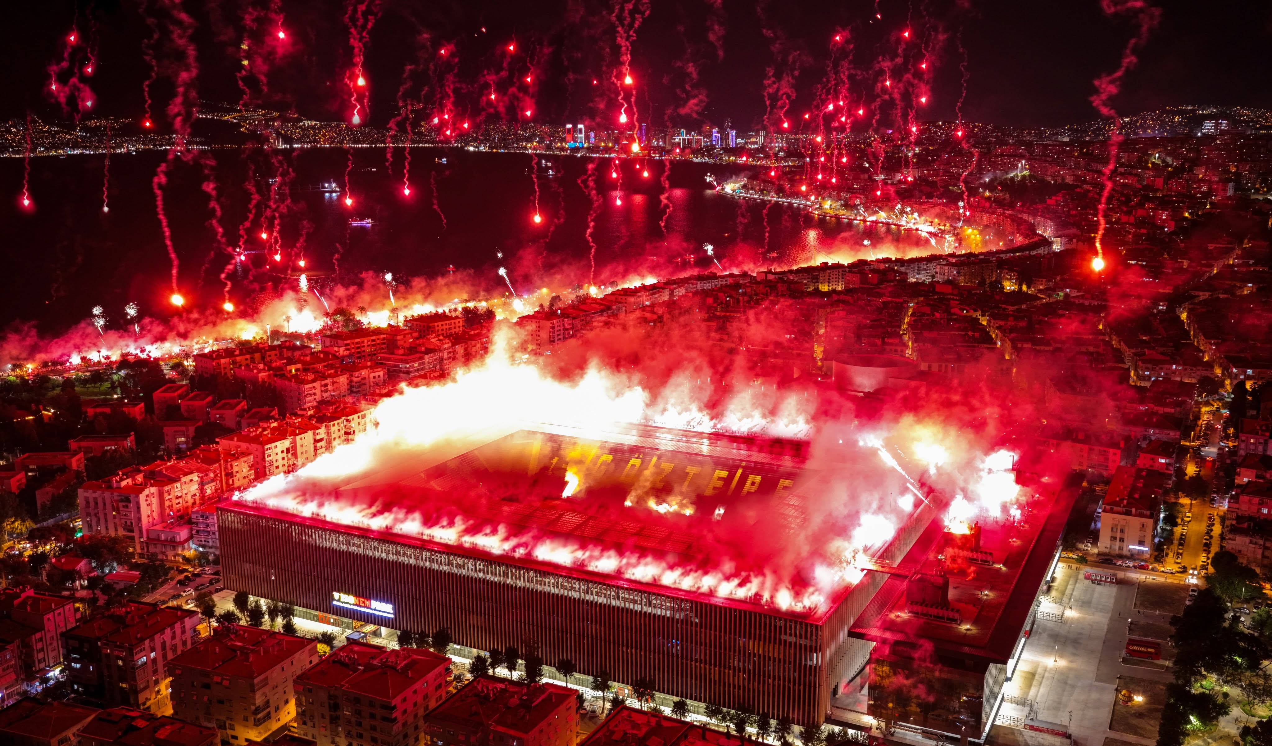Göztepe’de 101’inci yıl coşkusu yaşandı