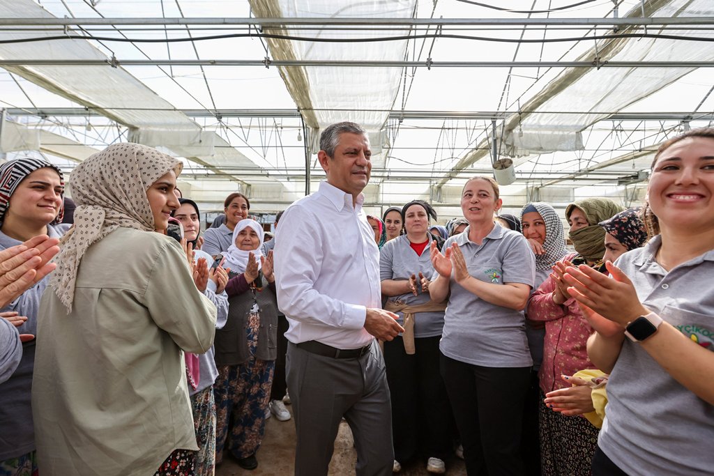 Özgür Özel İzmir'de