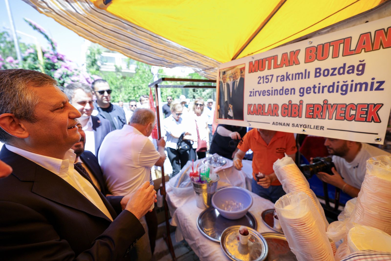 Özgür Özel İzmir'de