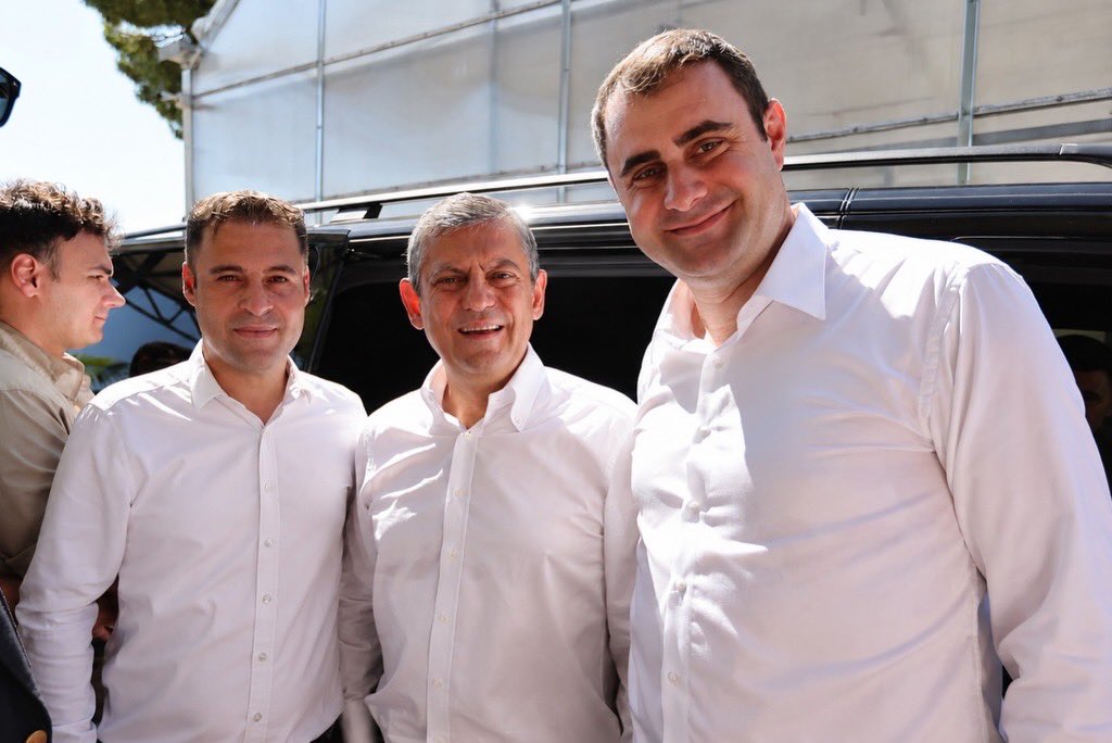 Özgür Özel İzmir'de