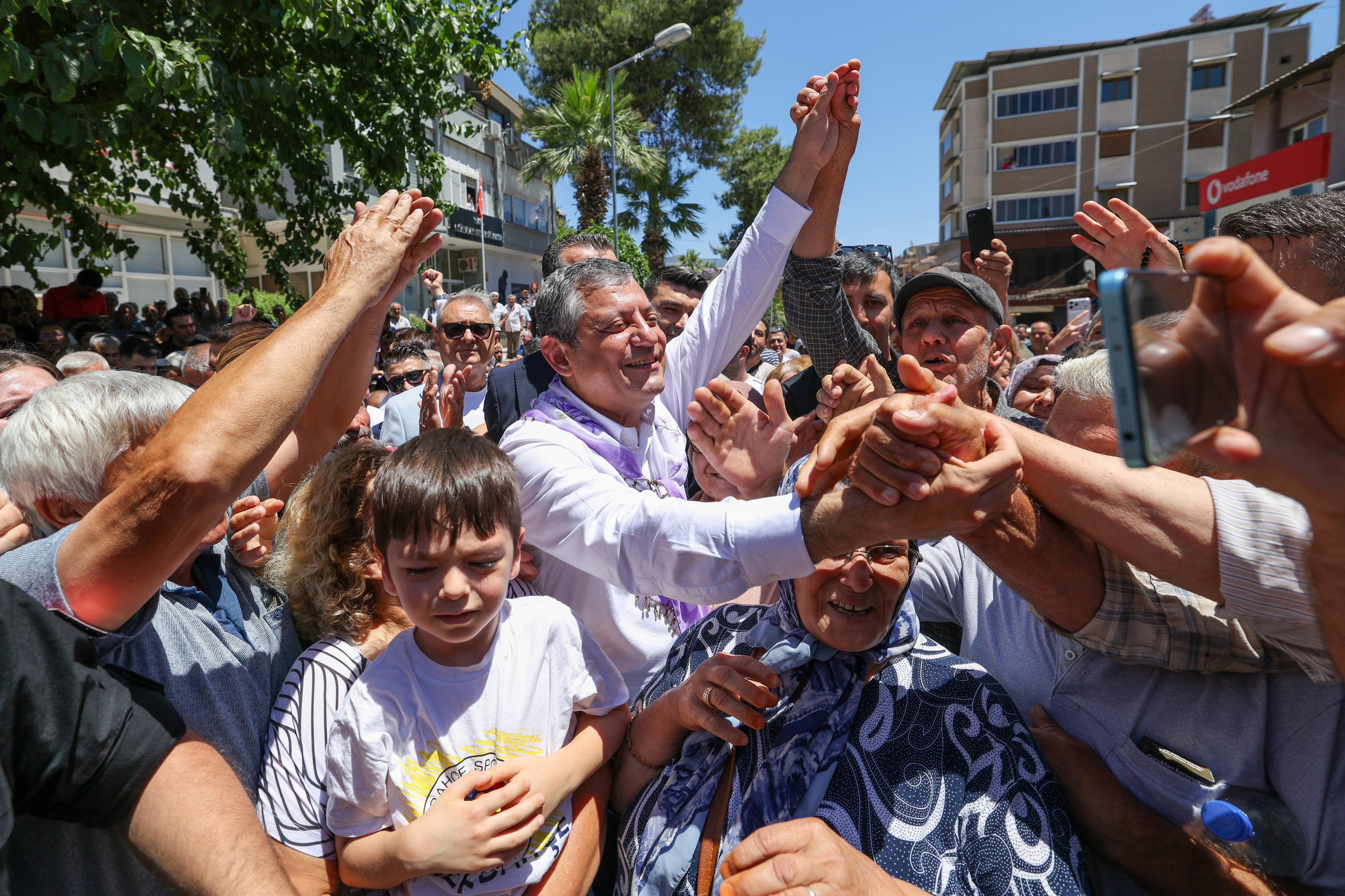 Özgür Özel İzmir'de