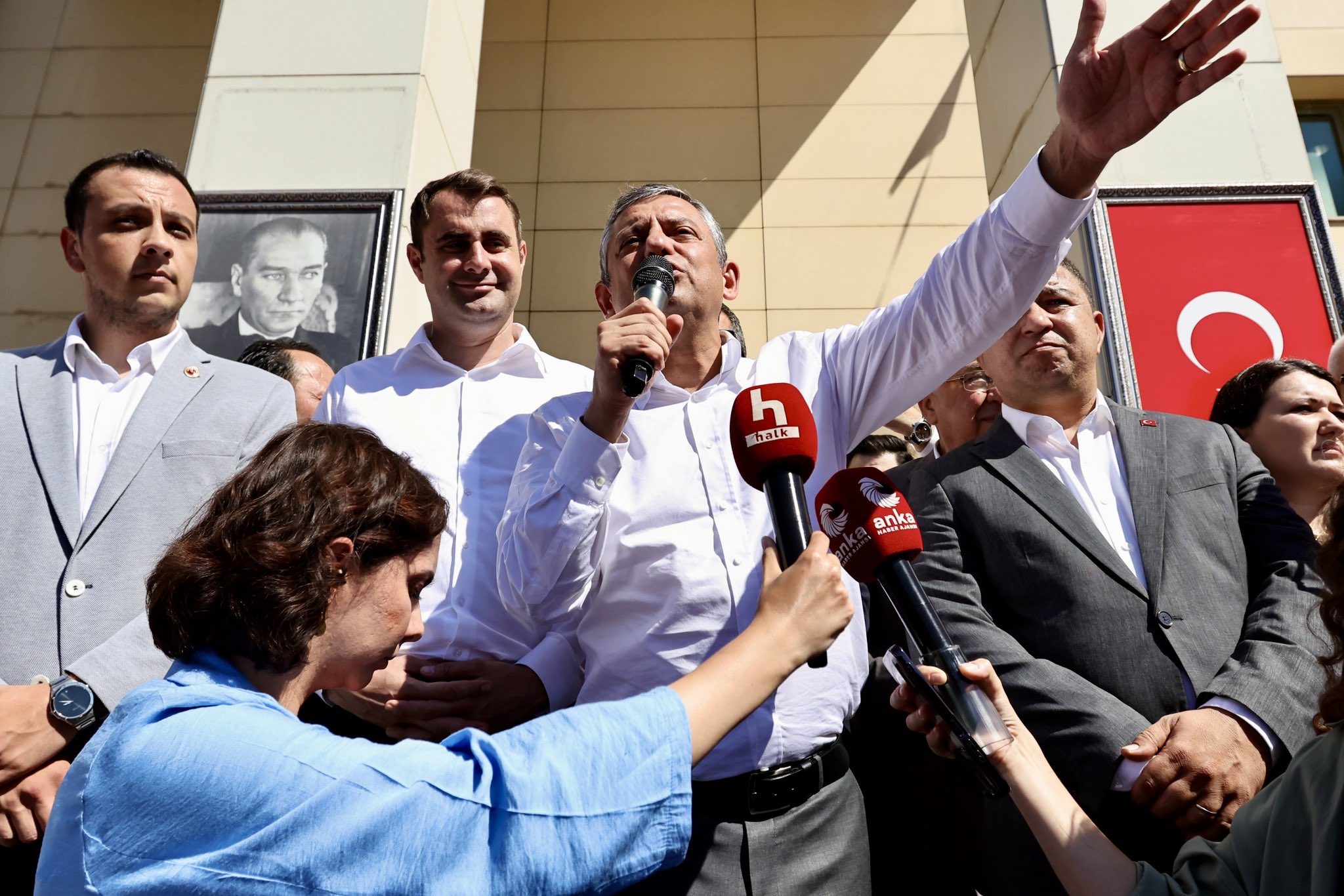 Özgür Özel İzmir'de