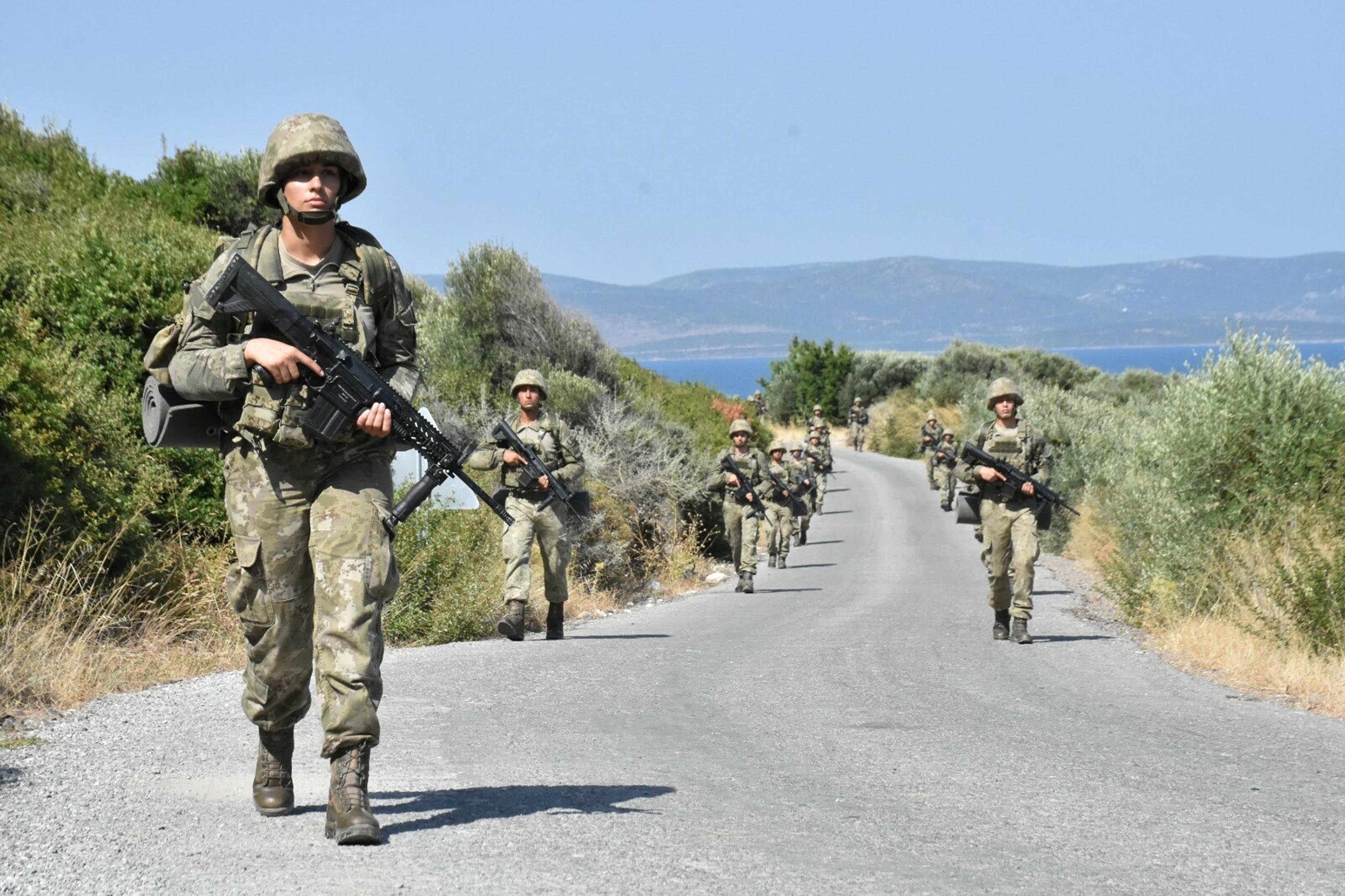 Astsubay adaylarına 'ATAT' eğitimi