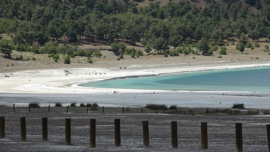 Burdur ve Salda göllerinde su kaybı sürüyor