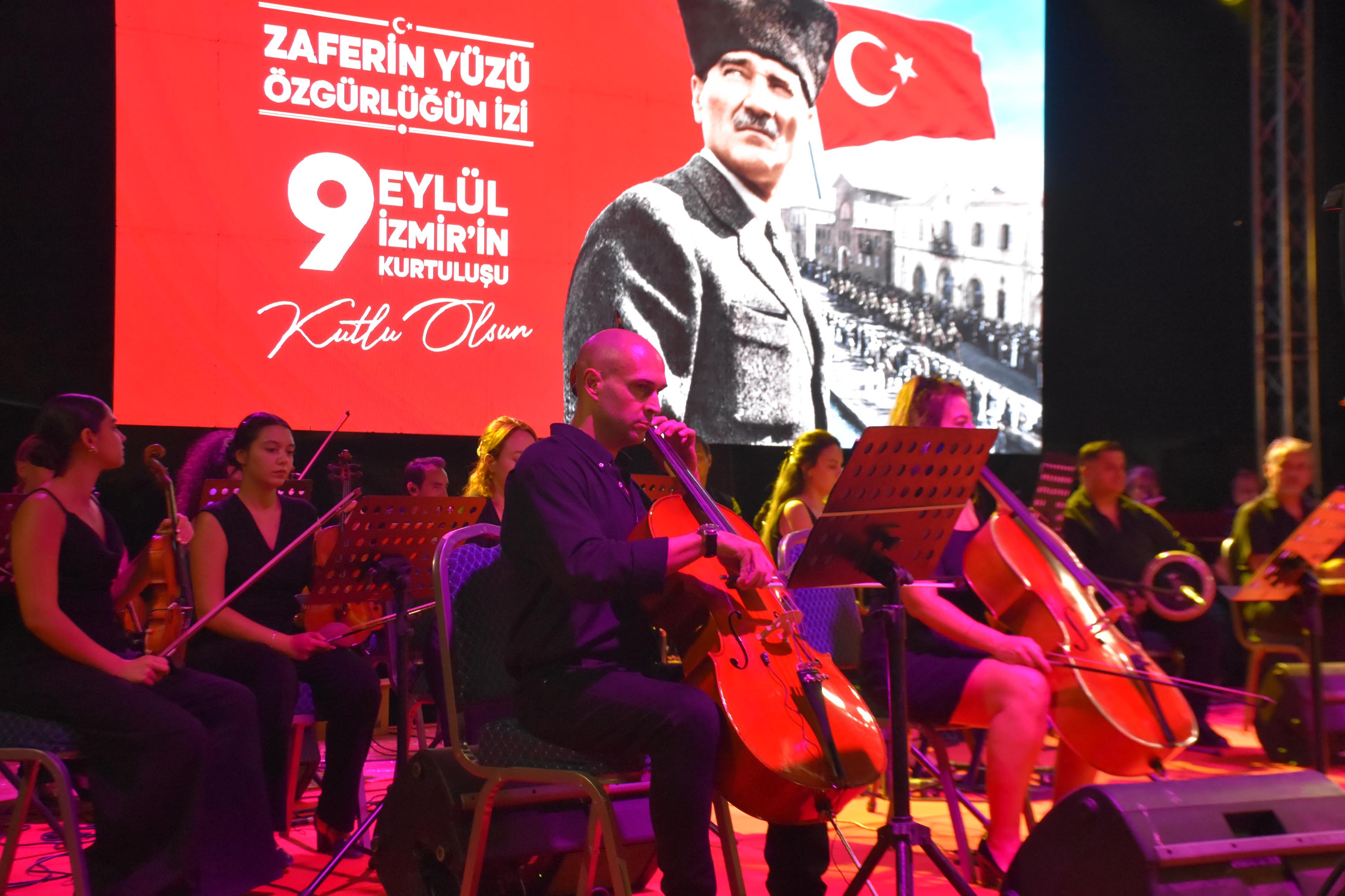 İzmir'in kurtuluşunun 104'üncü yılına özel resepsiyon