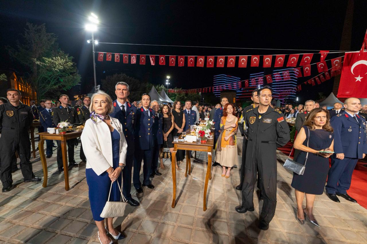 İzmir'in kurtuluşunun 104'üncü yılına özel resepsiyon