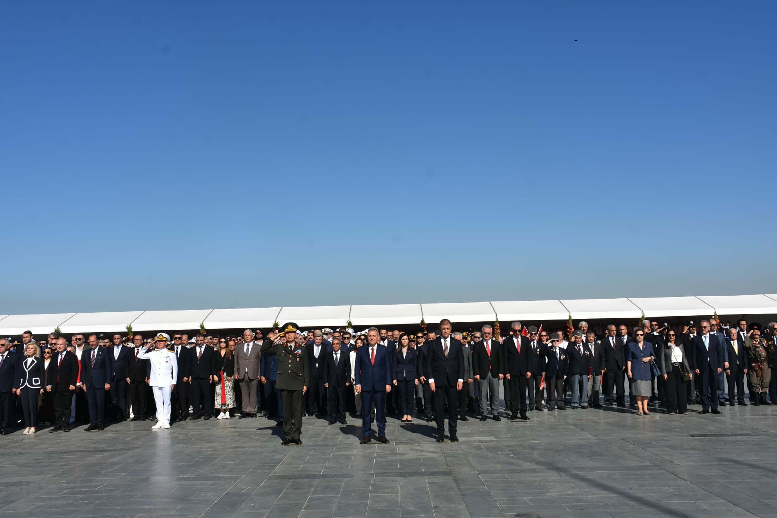 9 Eylül coşkusu Süvari Birlikleri’nin bayrak töreniyle devam ediyor 104 yıldır aynı heyecanla