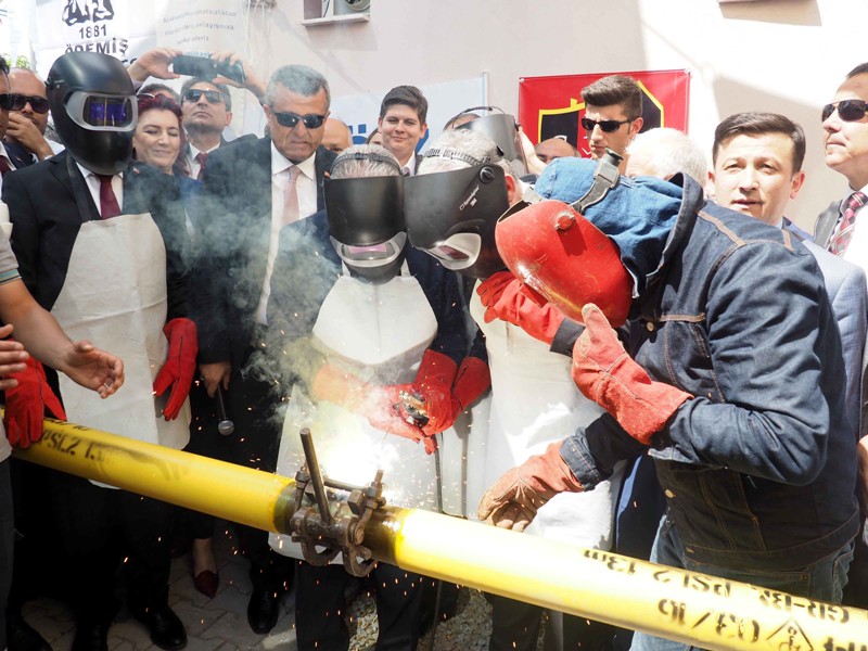 Bakan Yıldırım'ın İzmir ziyareti