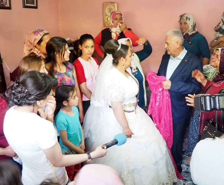 Bakan Yıldırım'ın İzmir ziyareti