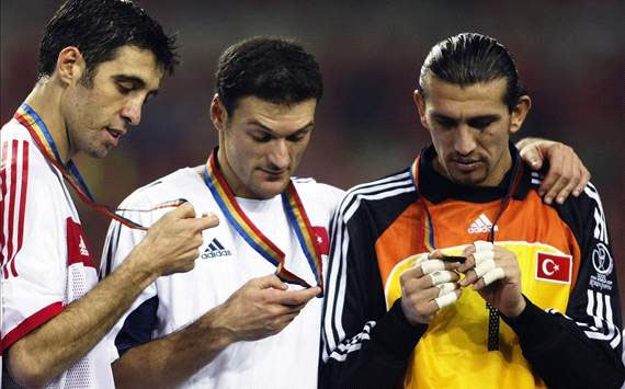 Futbolcuların 'hey gidi günler' dedirtecek halleri