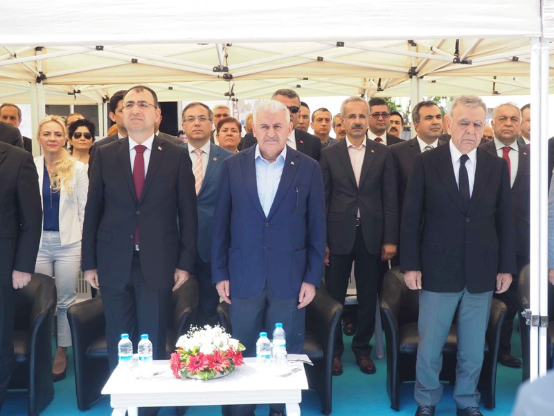 Bakan Yıldırım'ın İzmir ziyareti