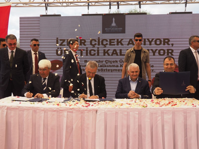Bakan Yıldırım'ın İzmir ziyareti