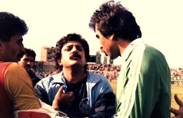 Futbolcuların 'hey gidi günler' dedirtecek halleri