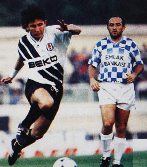 Futbolcuların 'hey gidi günler' dedirtecek halleri