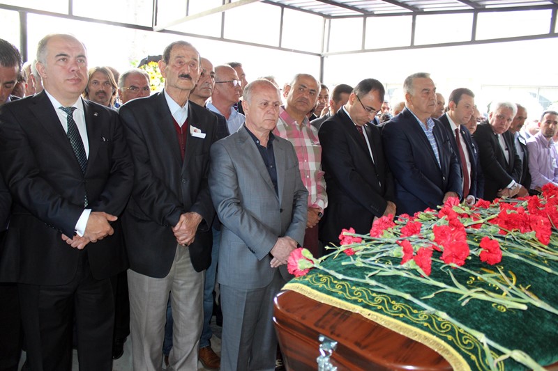 Azad Fazla'ya veda