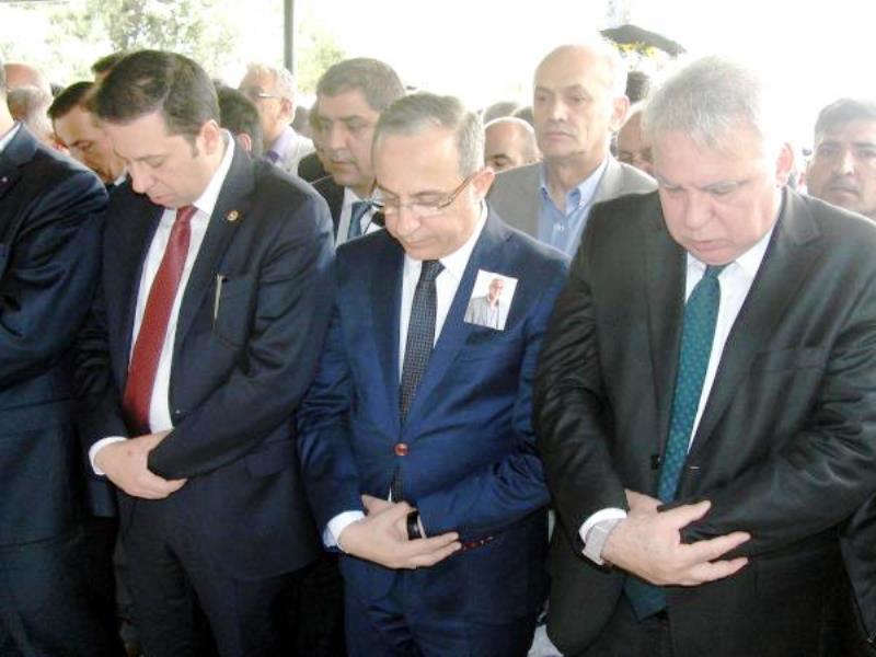 Azad Fazla'ya veda